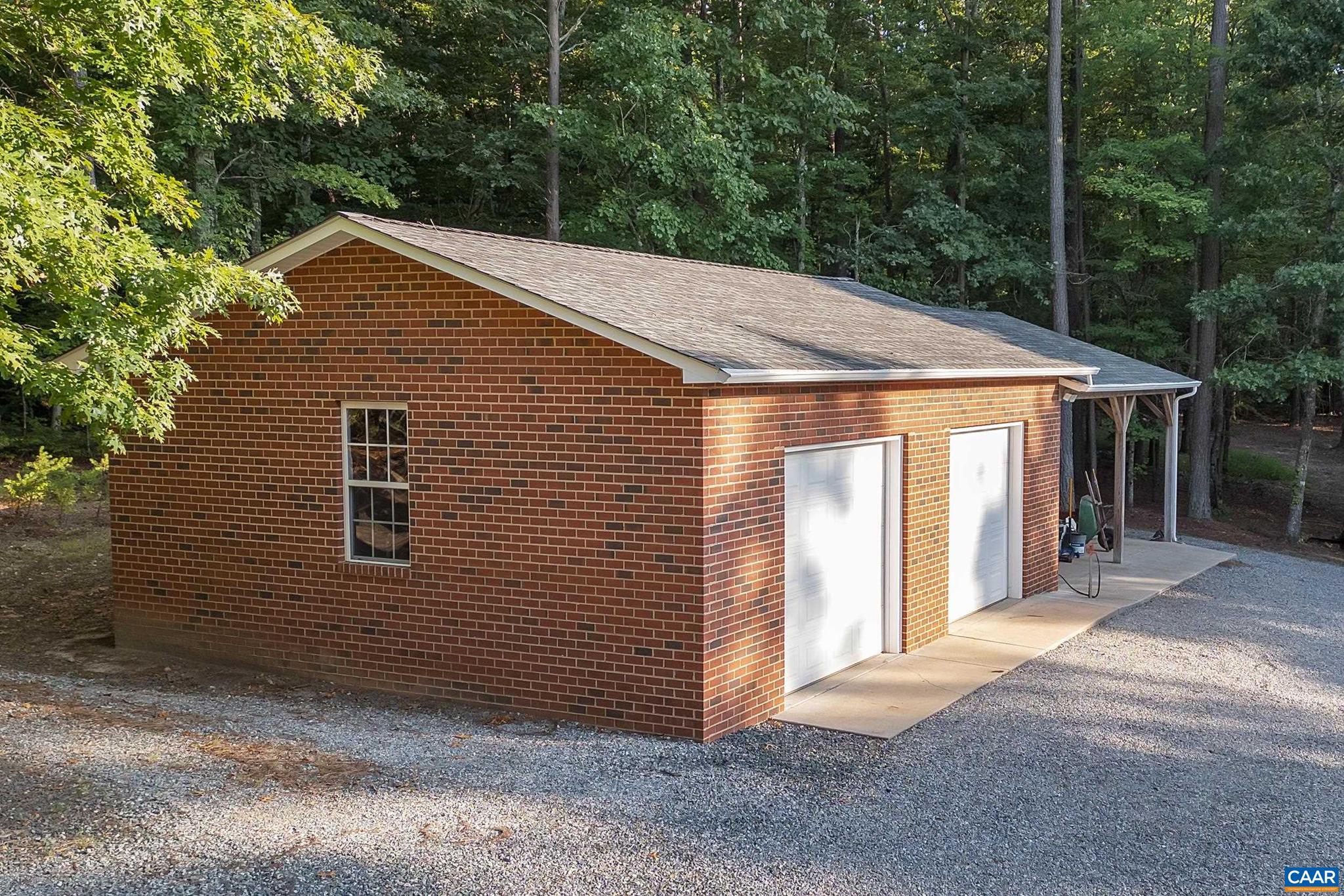 NORTHEAST CREEK ESTATES - Residential