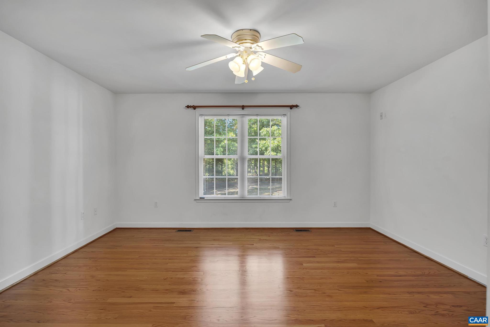 NORTHEAST CREEK ESTATES - Residential