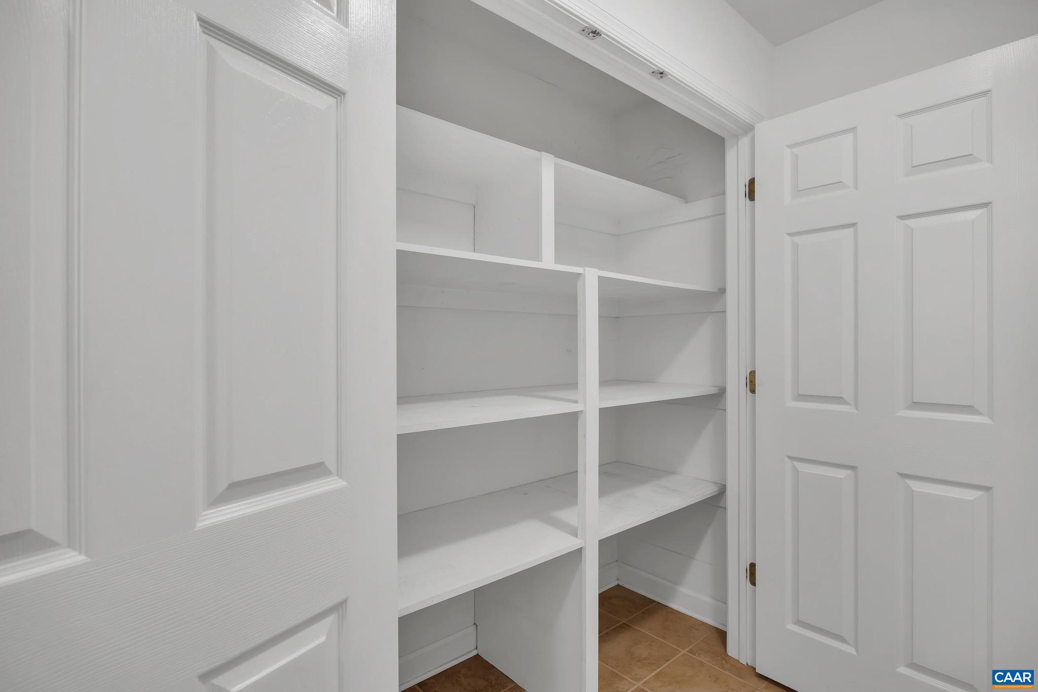 NORTHEAST CREEK ESTATES - Residential