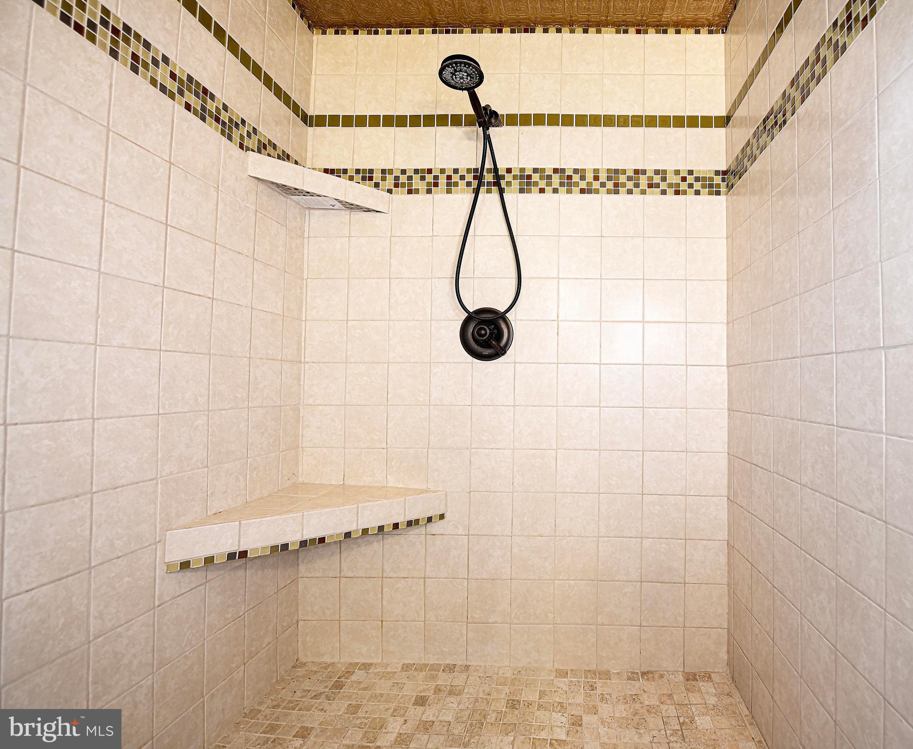 GRACE HARBOUR - Residential