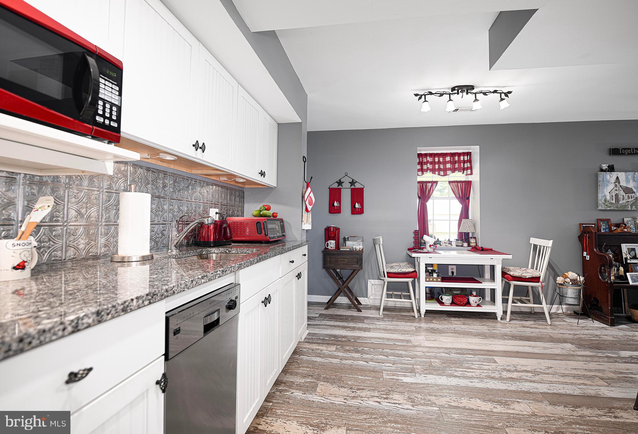 GRACE HARBOUR - Residential