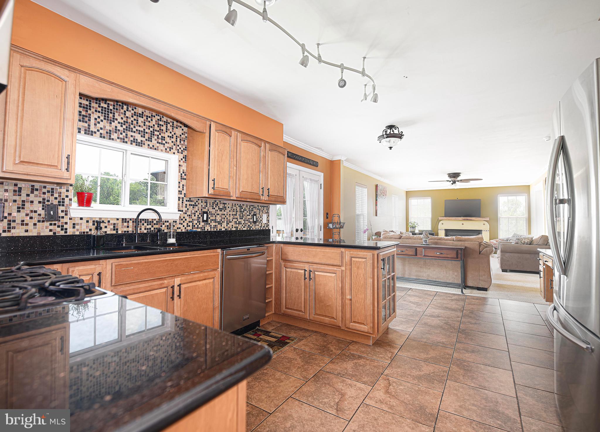 GRACE HARBOUR - Residential