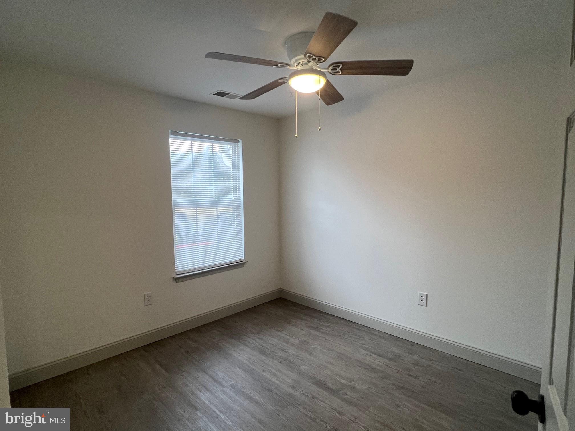 ELKRIDGE TOWN CENTER - Residential Lease