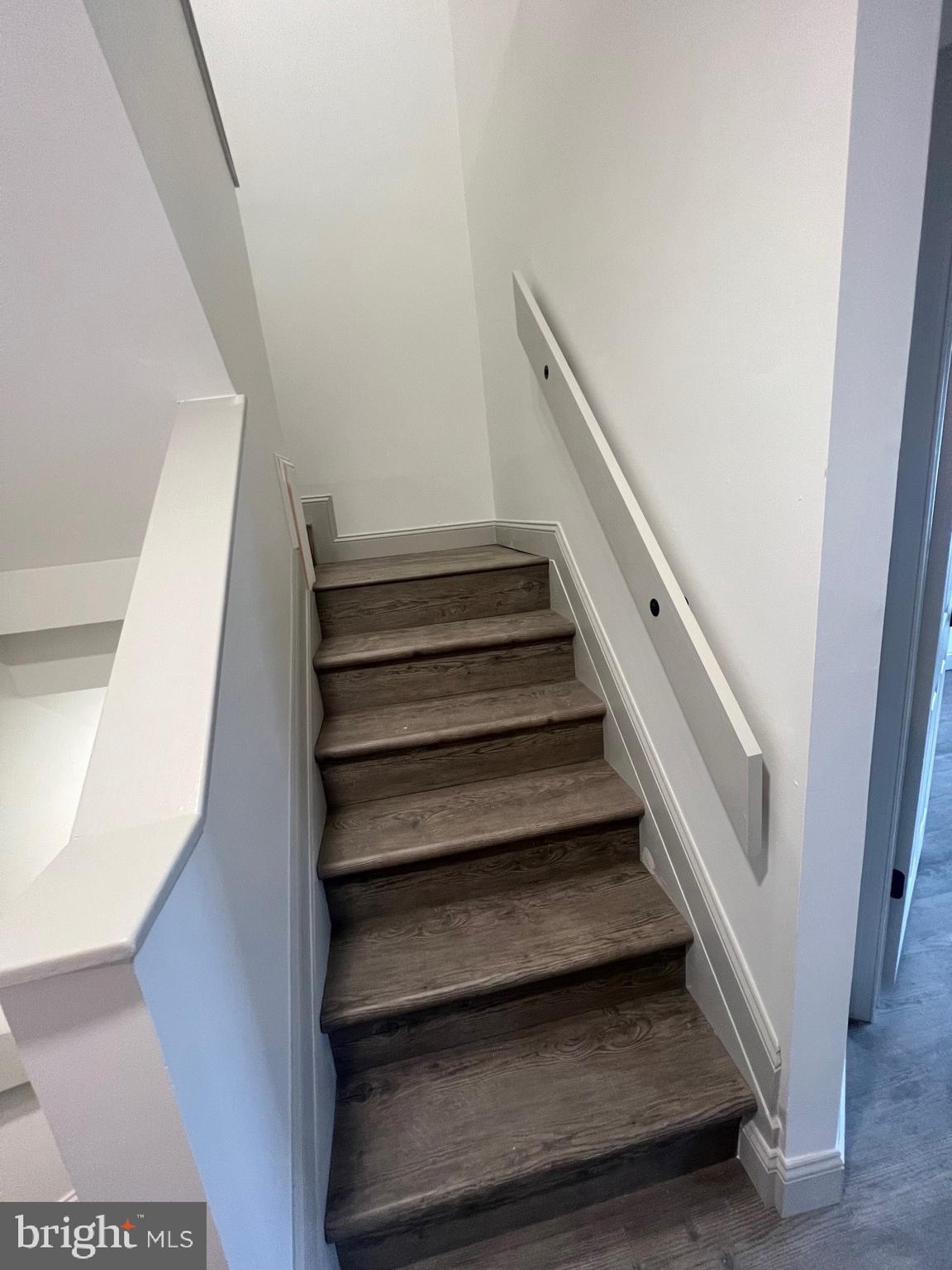 ELKRIDGE TOWN CENTER - Residential Lease