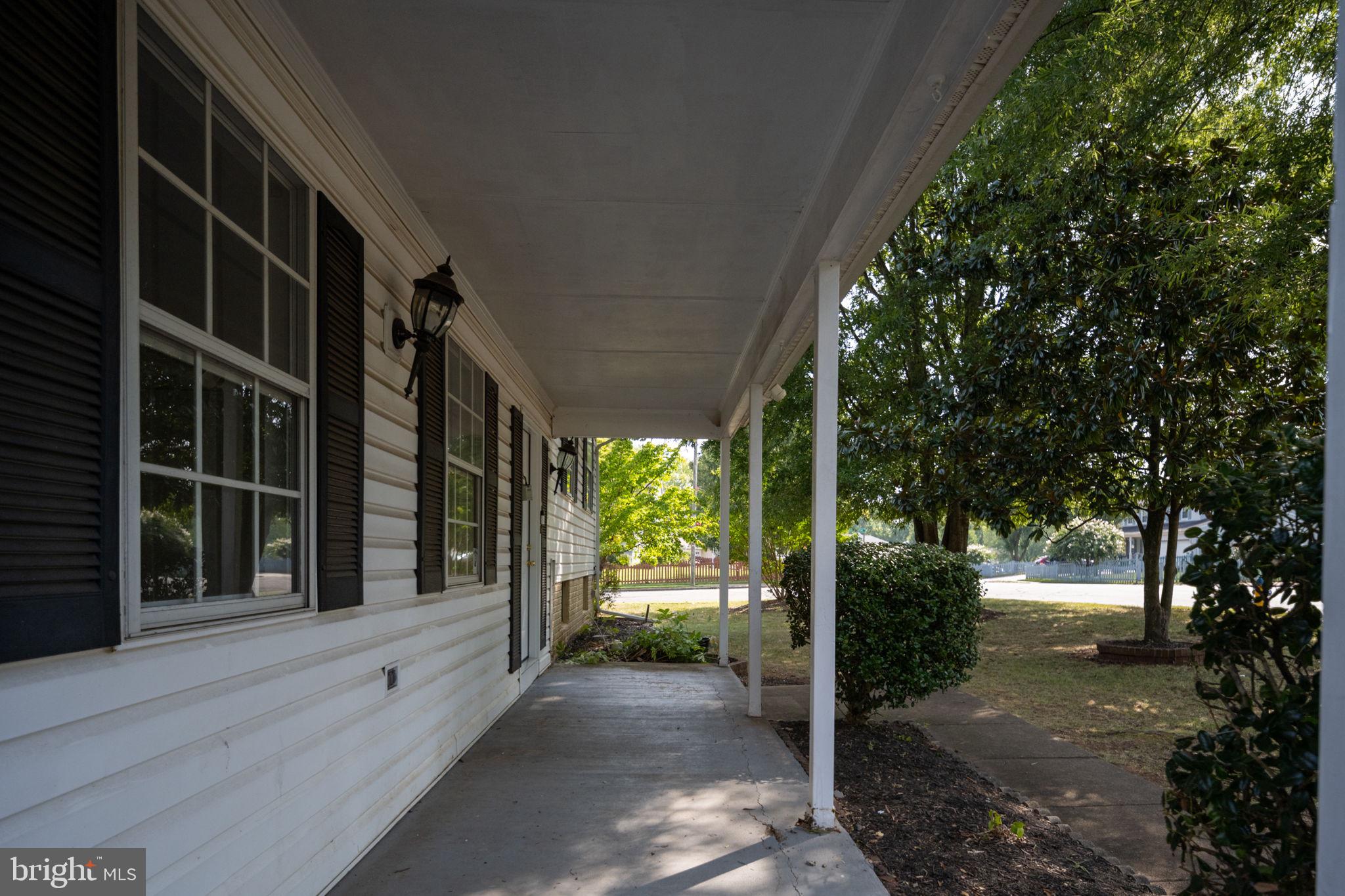 NEW BRITAIN - Residential