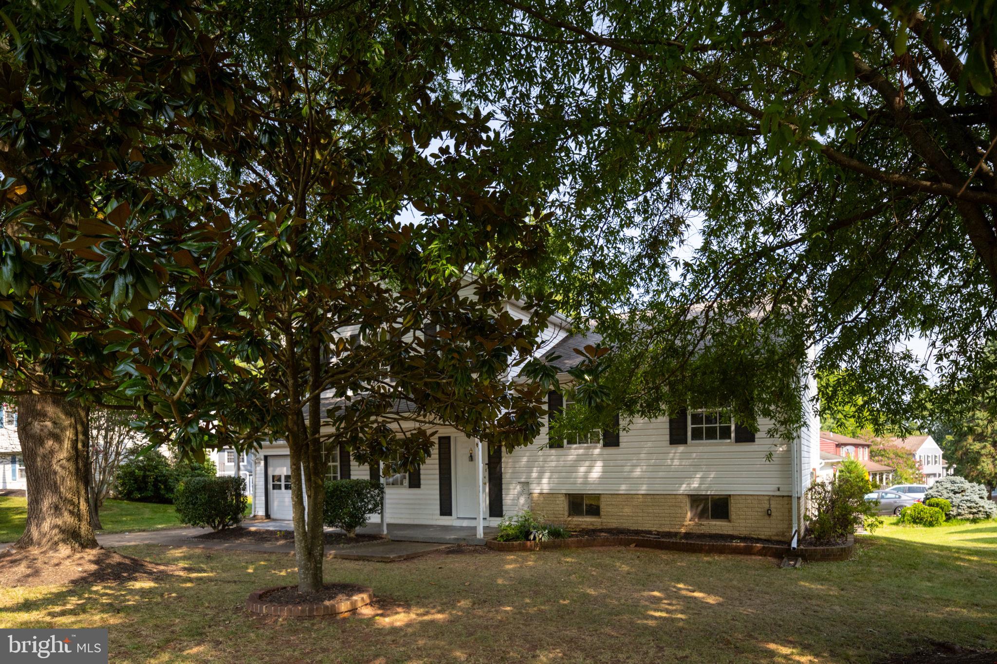 NEW BRITAIN - Residential