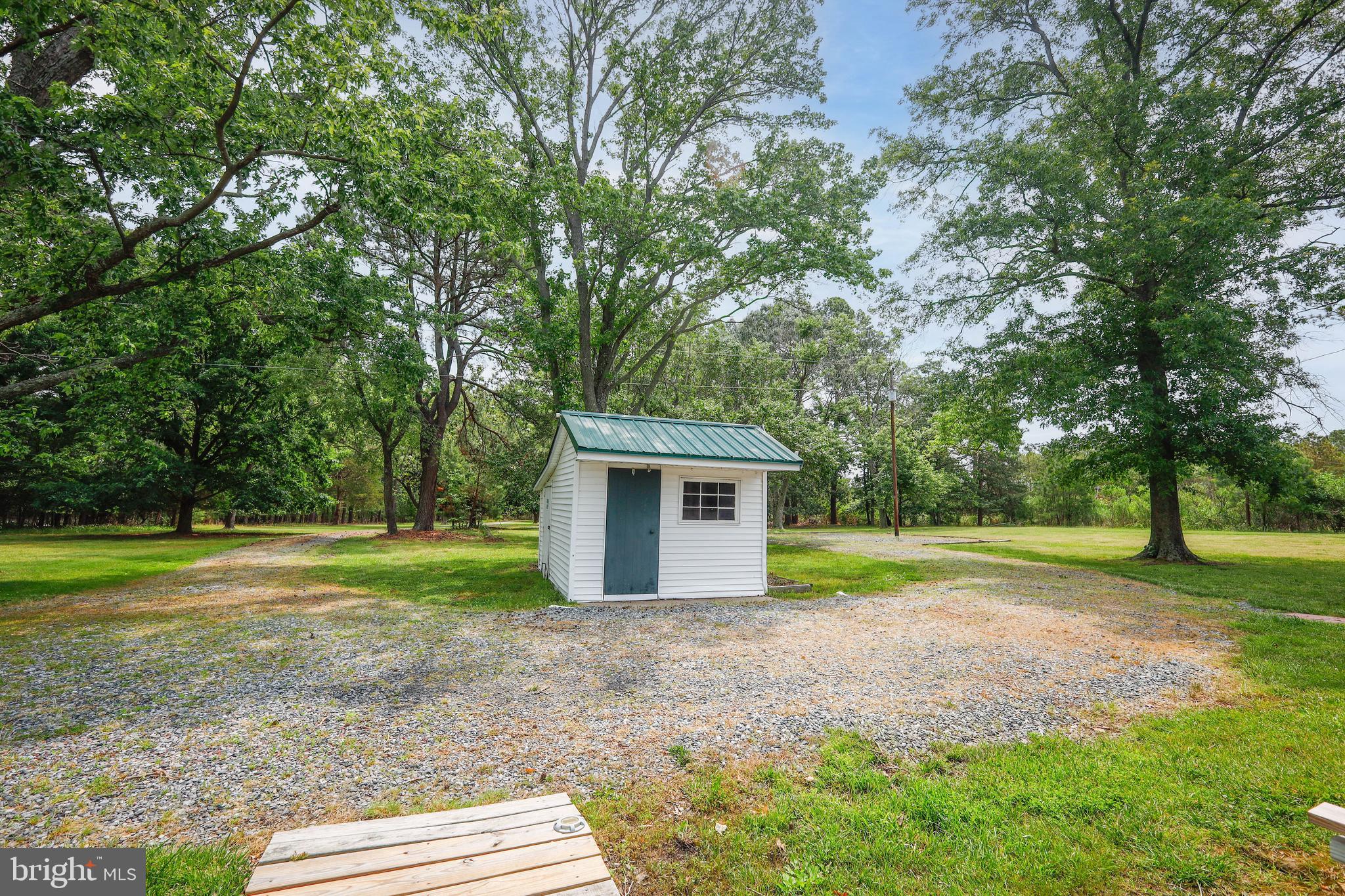 TAYLORS ISLAND - Residential