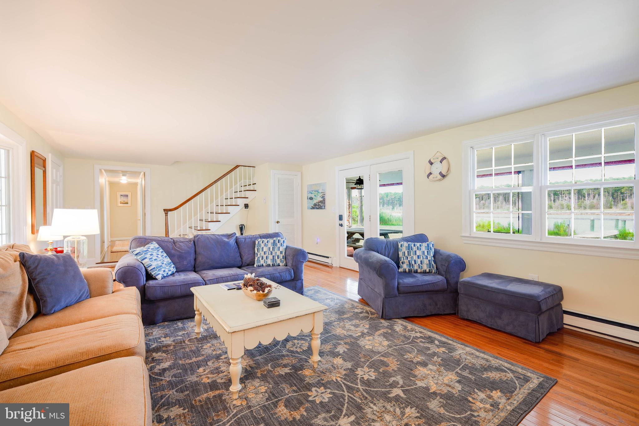 TAYLORS ISLAND - Residential