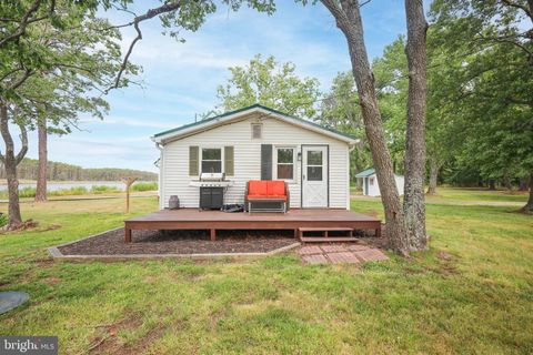 Tiny photo for 4004 Robinson Neck Road, TAYLORS ISLAND, MD 21669 (MLS # MDDO2011982)