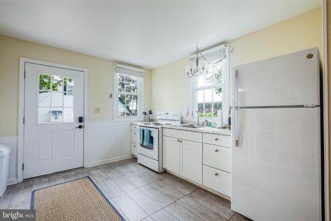 Tiny photo for 4004 Robinson Neck Road, TAYLORS ISLAND, MD 21669 (MLS # MDDO2011982)