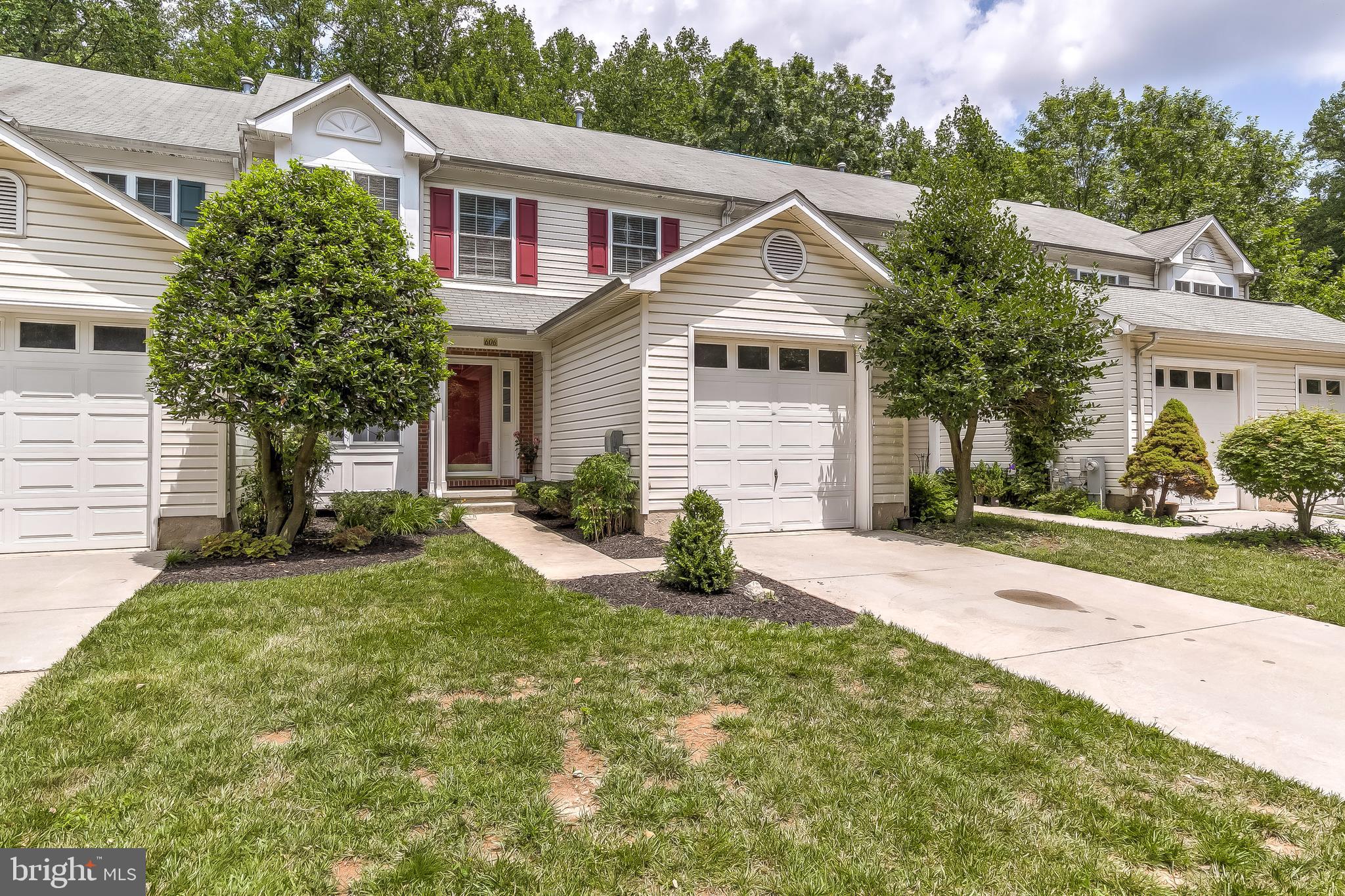 Beautifully maintained, entry level 1 car garage, Townhome. Private cul-de-sac location and backs to woods. First floor consists of Living room, dining room, kitchen with island and family room with gas fireplace off kitchen and Deck off of kitchen. Enter Mud/Laundry room and half bathroom from garage. Upper Level has 3 Bedrooms. Finished Lower Level with half bath and sliders lead to rear yard. Lot's of storage space. Walking distance to Graul's, Kooper's North restaurant, Mays Chapel and Padonia Pools. Easy access to 83 and 695.