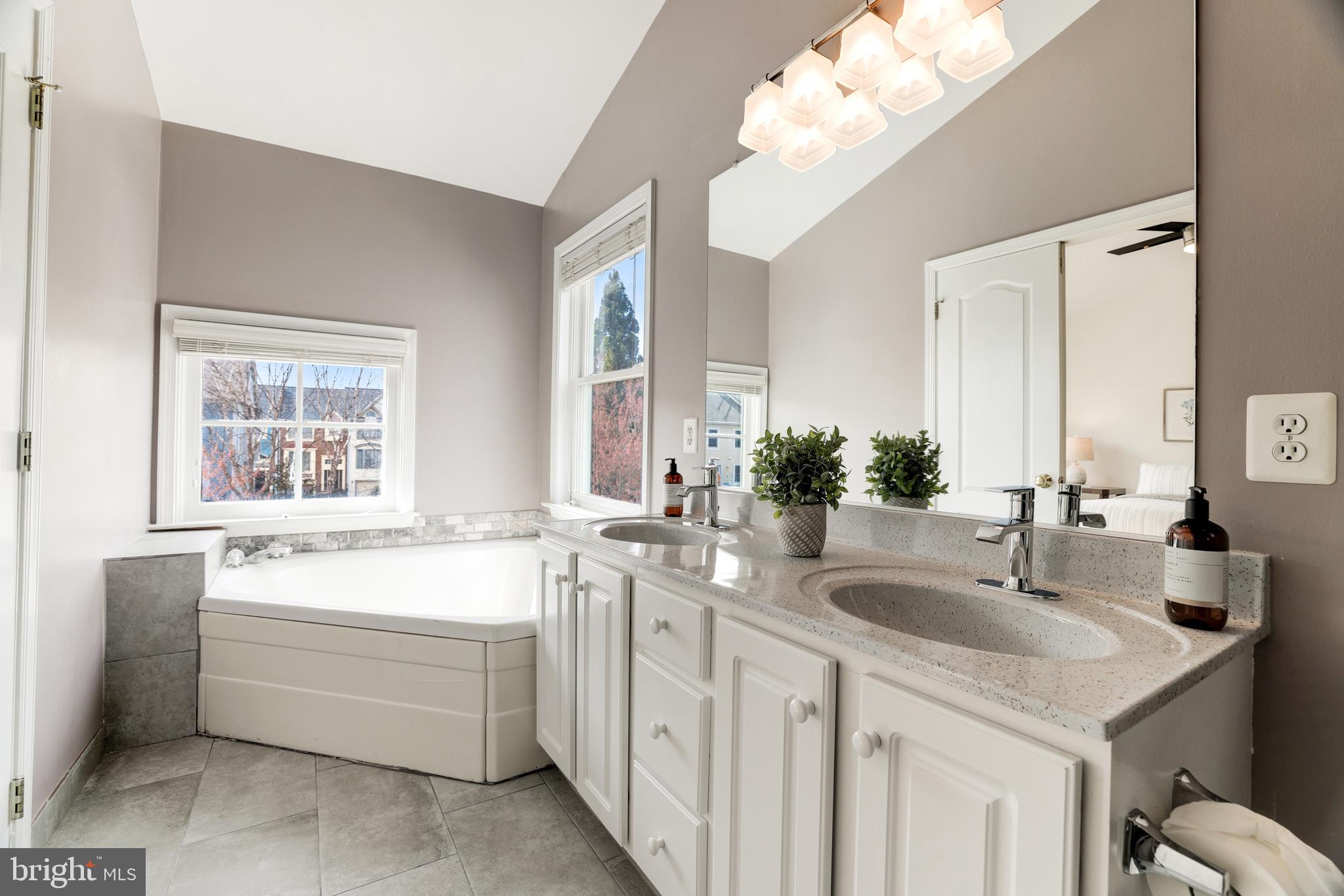 DRYMILL - Residential