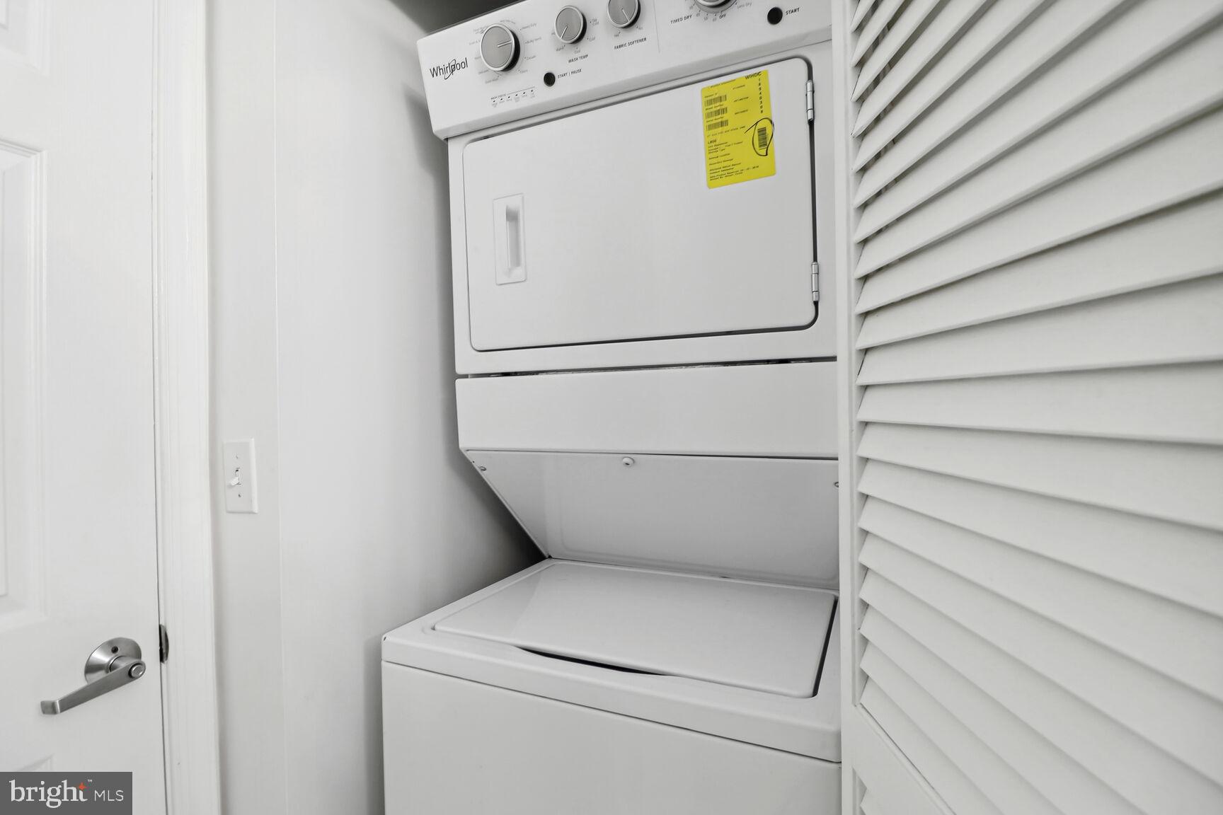 PIERSIDE AT HARBORVIEW - Residential