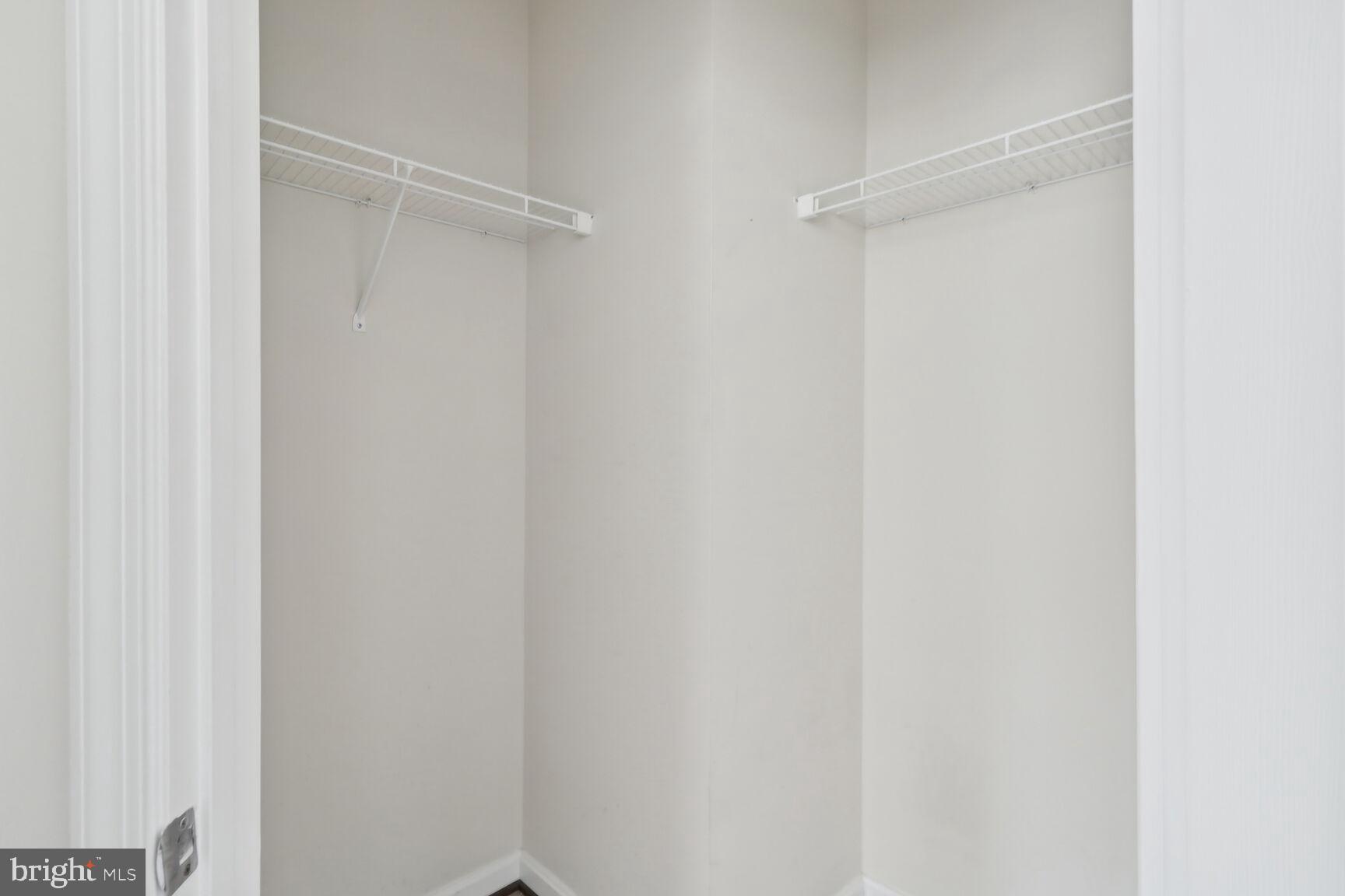 PIERSIDE AT HARBORVIEW - Residential