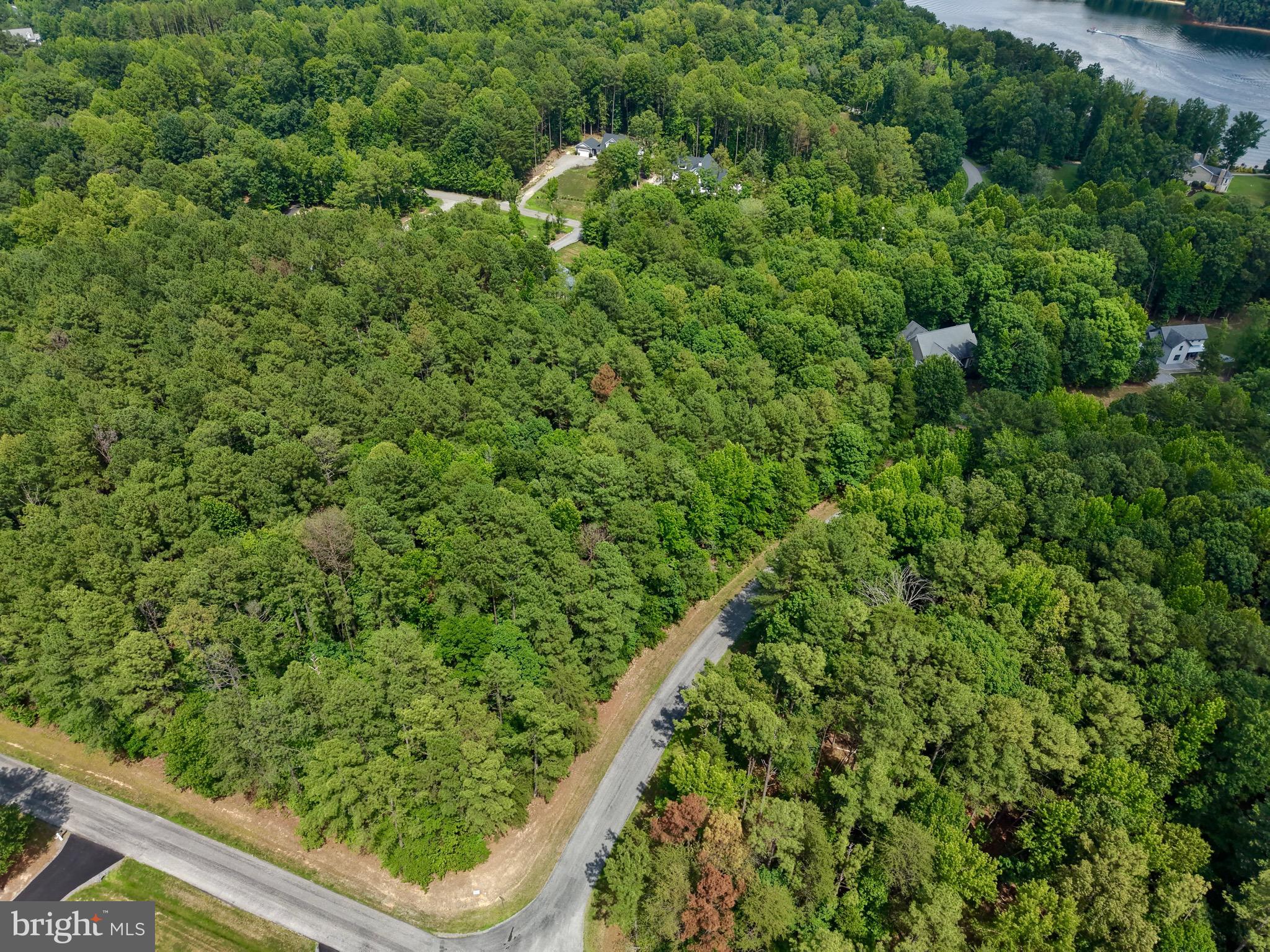 ACORN DR