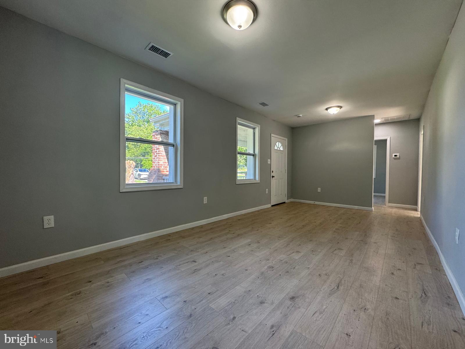 CAPITOL HEIGHTS - Residential Lease