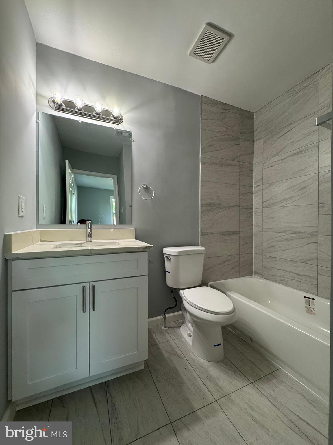 CAPITOL HEIGHTS - Residential Lease