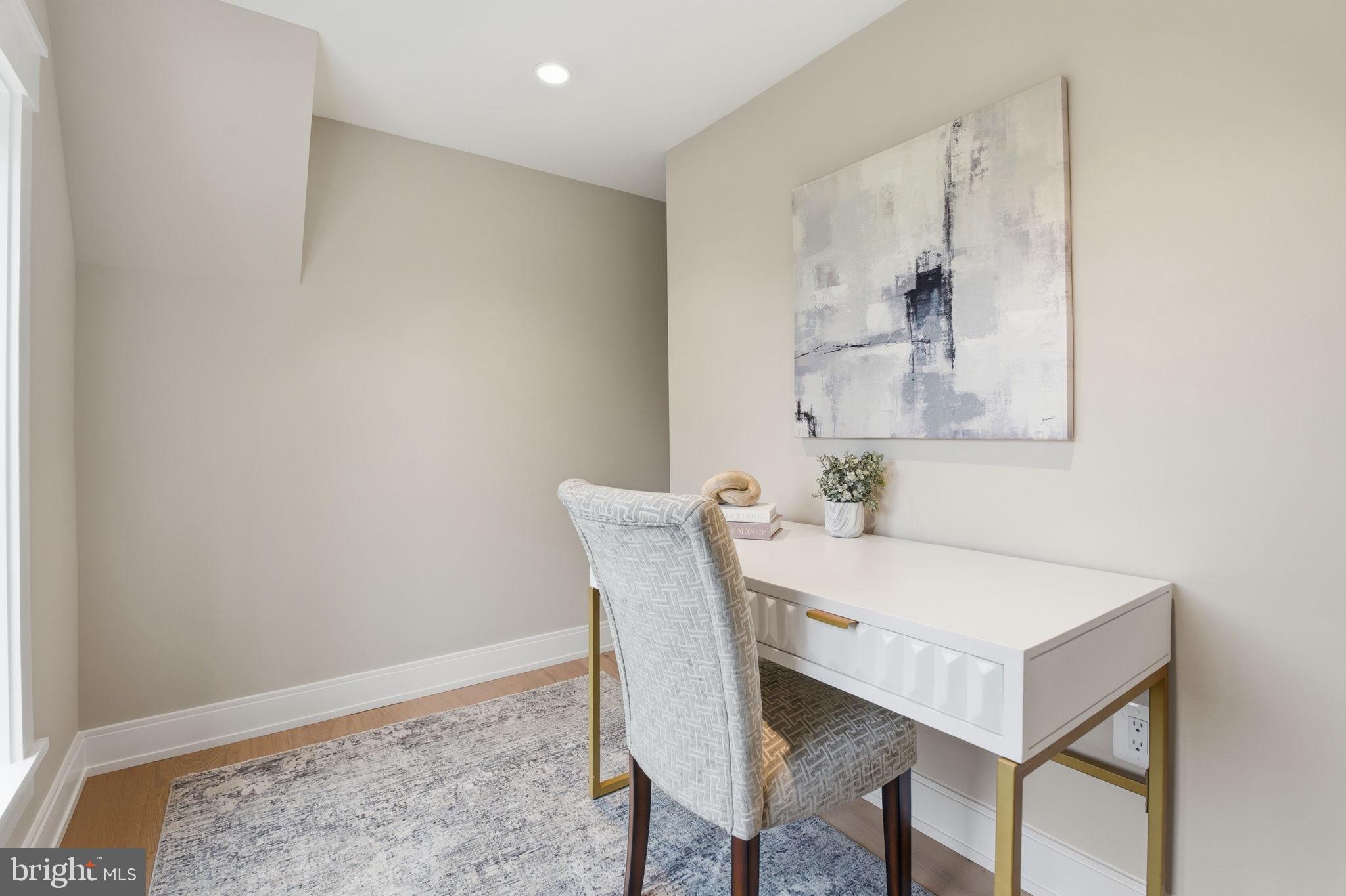 ROLLINGWOOD - Residential