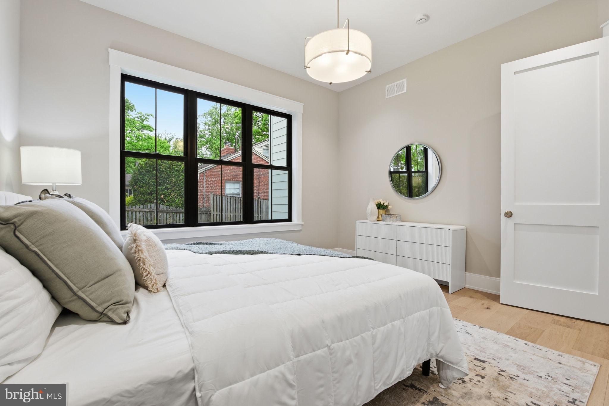 ROLLINGWOOD - Residential