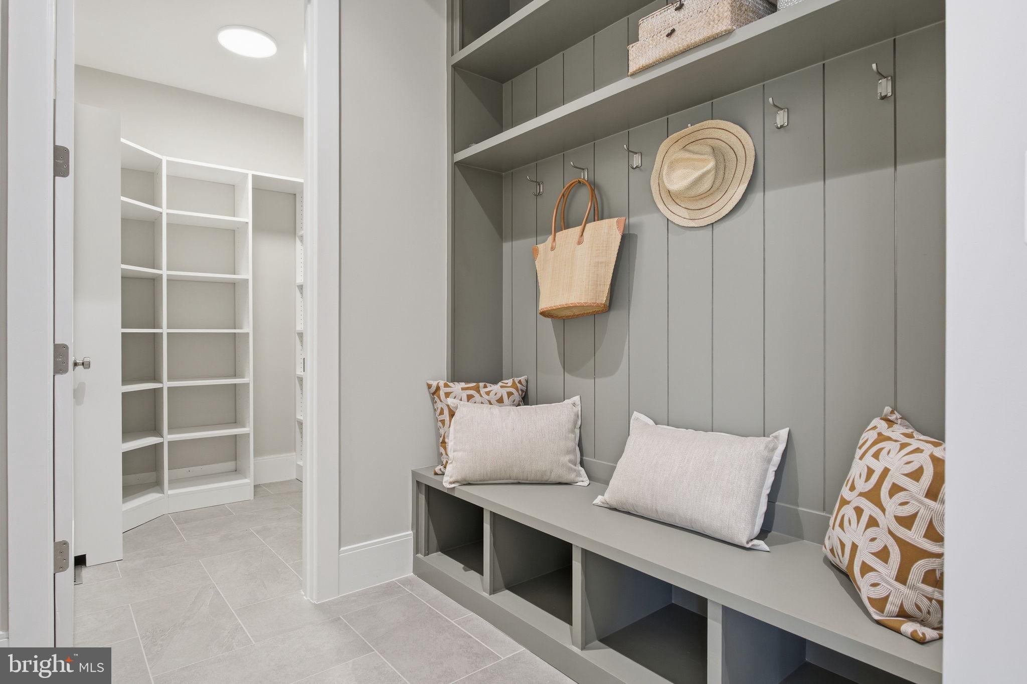 ROLLINGWOOD - Residential