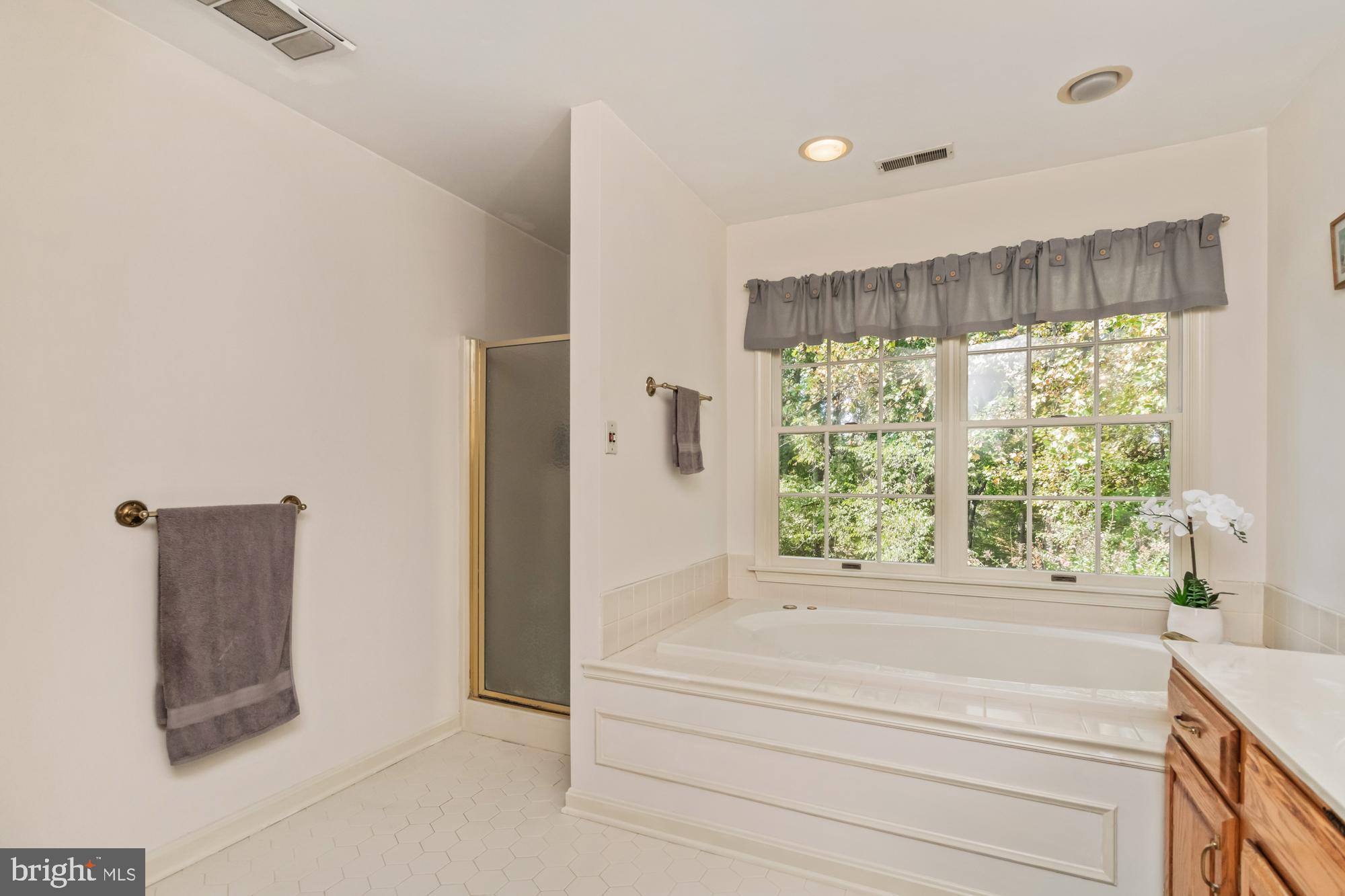 PLEASANT VIEW FARMS - Residential