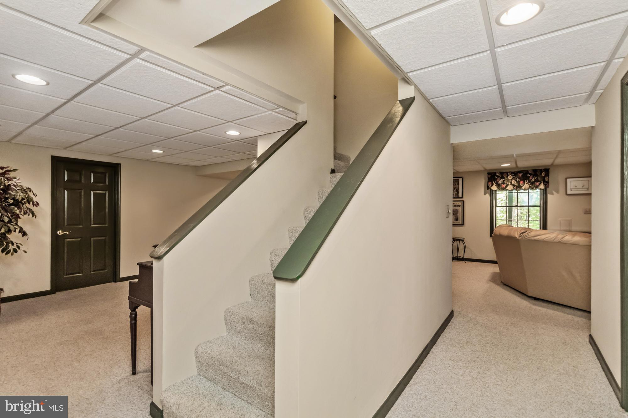 PLEASANT VIEW FARMS - Residential