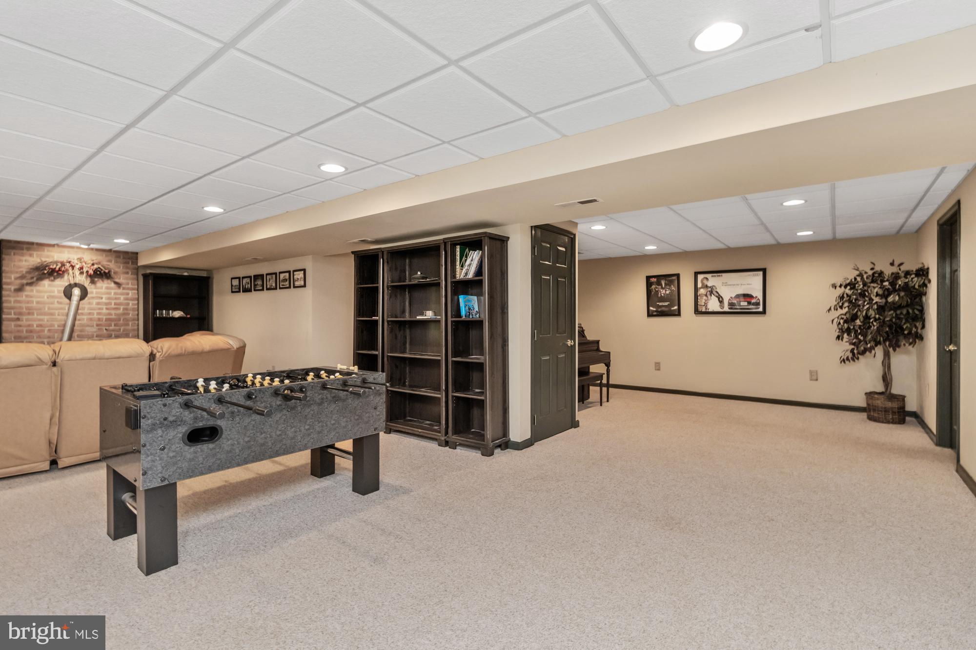 PLEASANT VIEW FARMS - Residential
