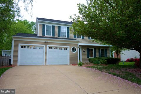 Photo of 9608 Waterford Drive, MANASSAS, VA 20110 (MLS # VAMN2010896)