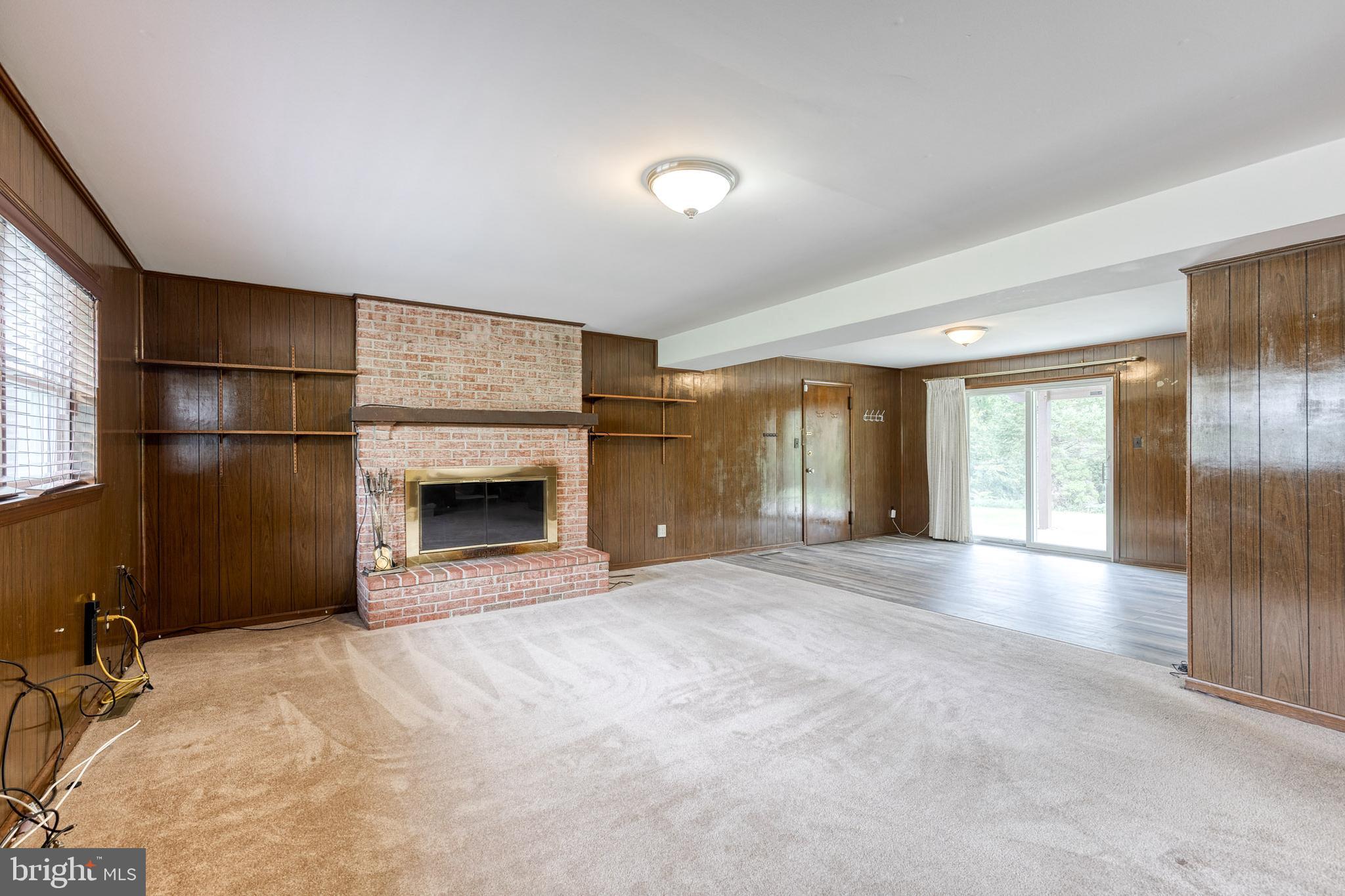 HUNT CLUB FARMS - Residential