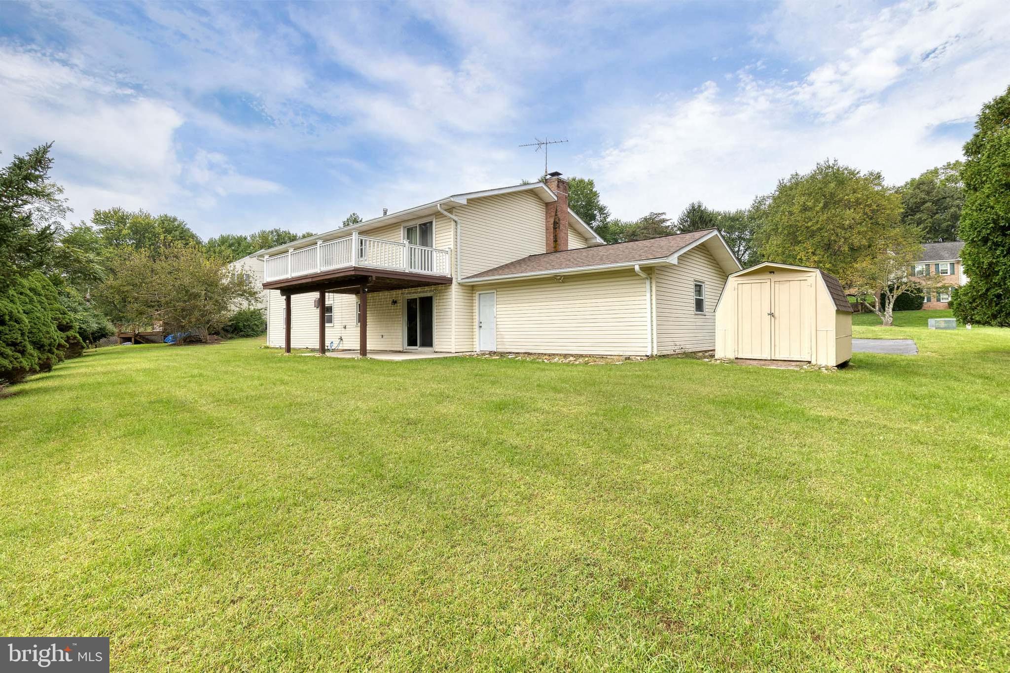 HUNT CLUB FARMS - Residential