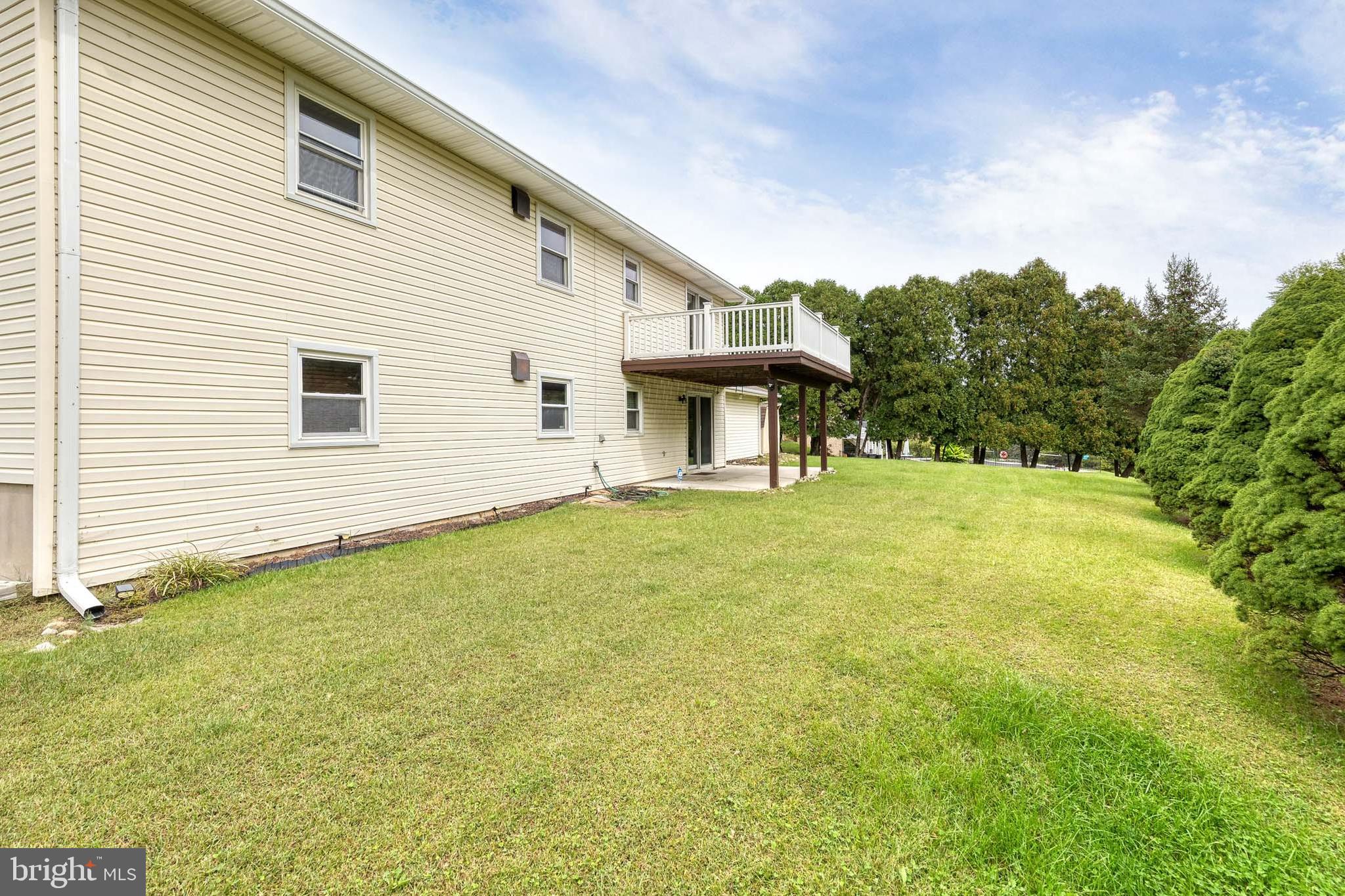 HUNT CLUB FARMS - Residential