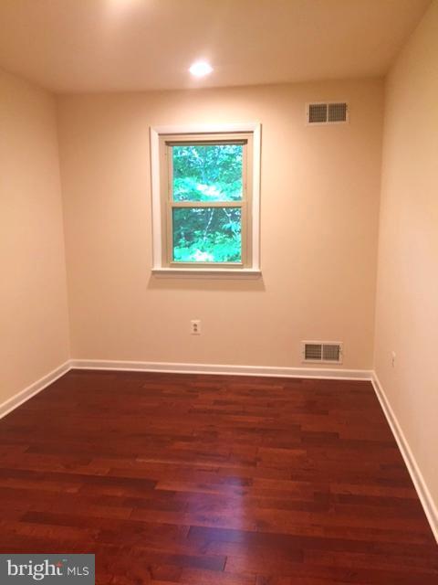 COUNTRY CLUB/LAKE MONTCLAIR - Residential Lease