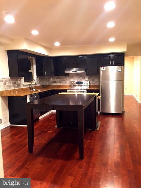 COUNTRY CLUB/LAKE MONTCLAIR - Residential Lease