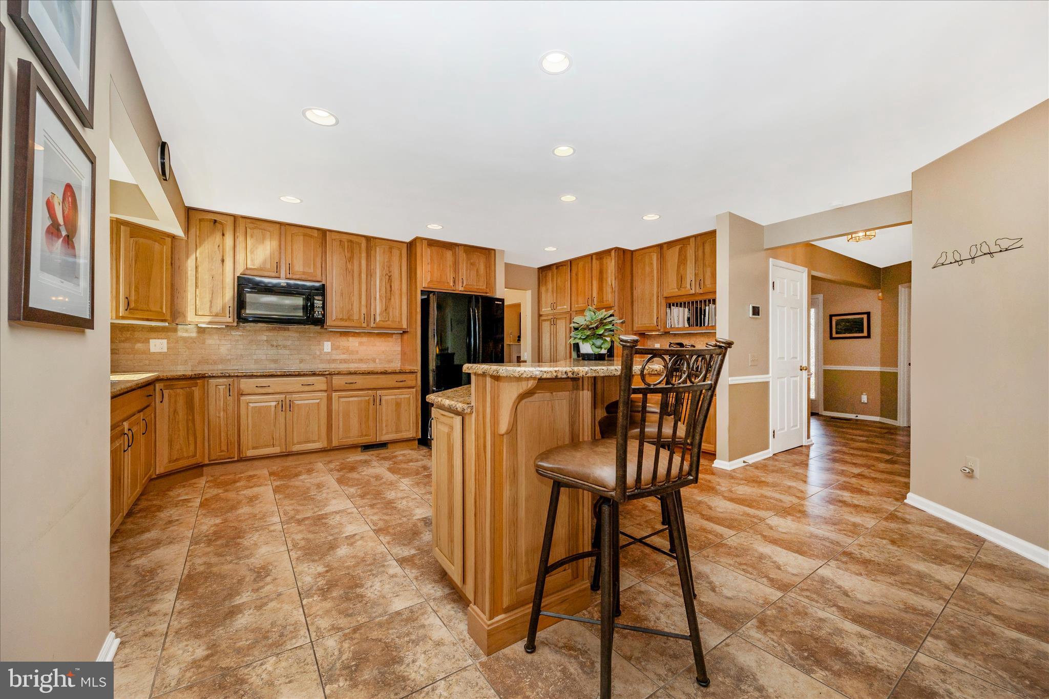 25021 DUNTERRY COURT