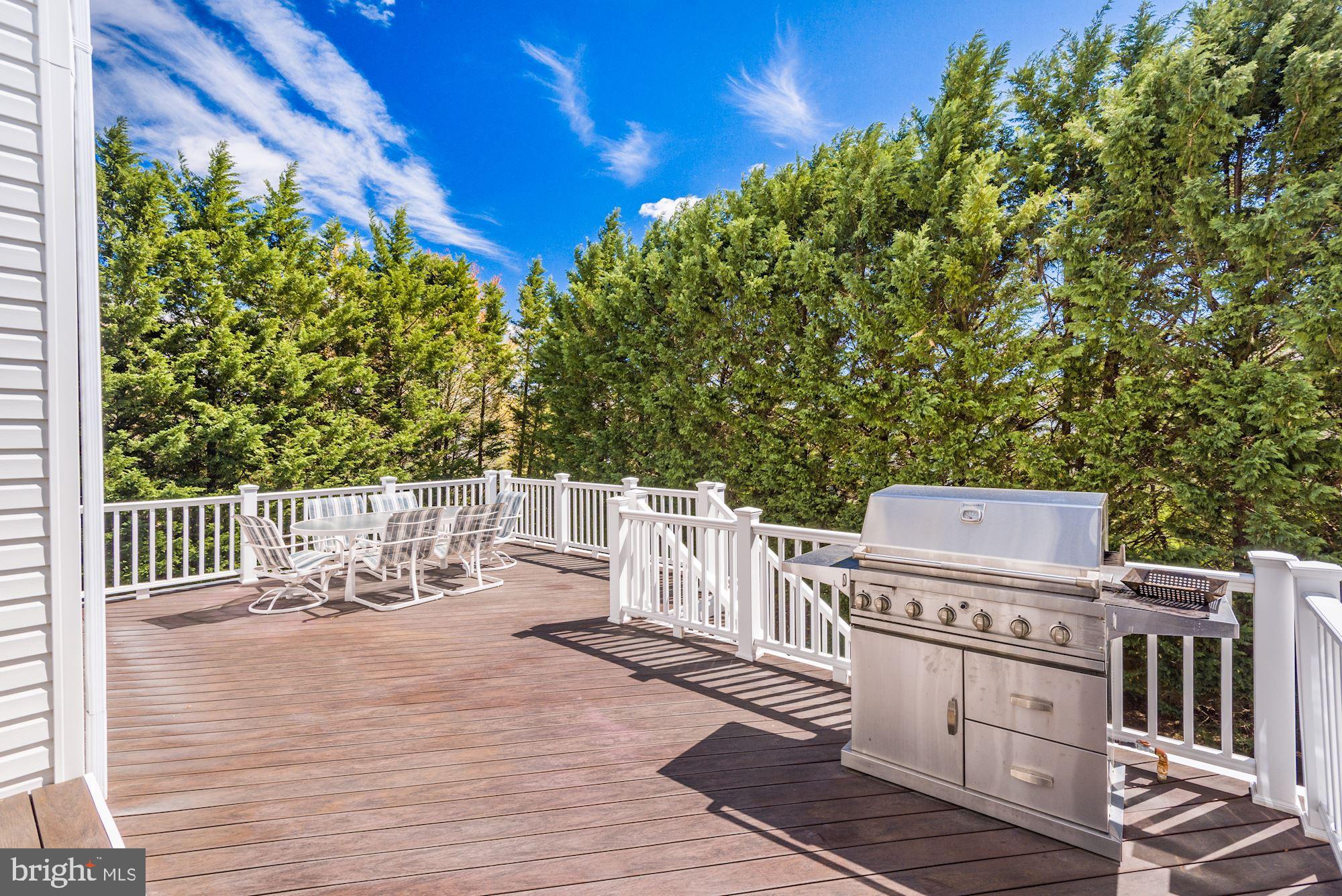 POTOMAC GLEN - Residential