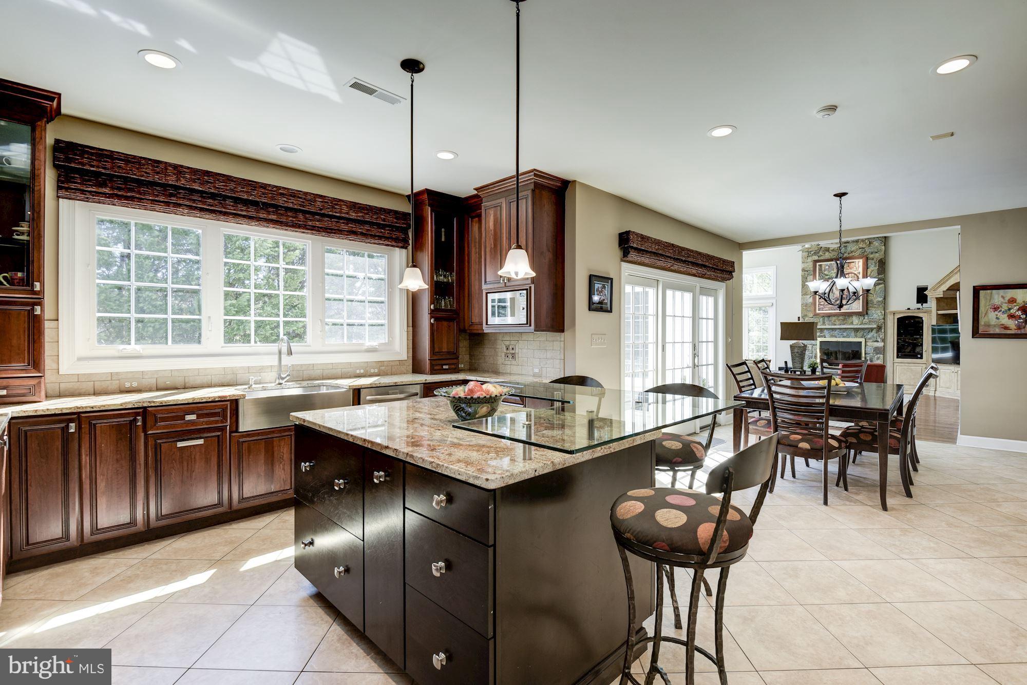 POTOMAC GLEN - Residential