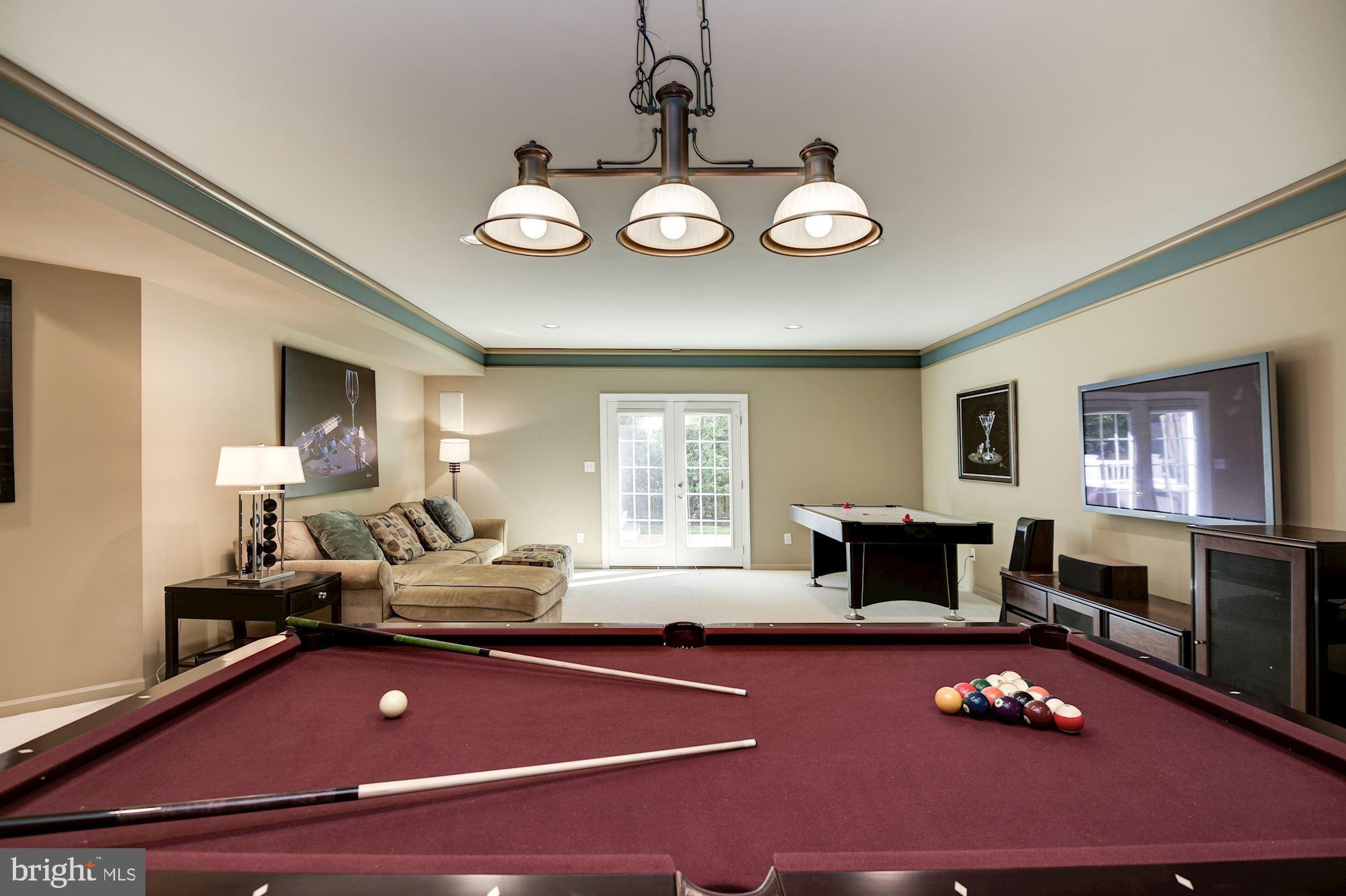 POTOMAC GLEN - Residential