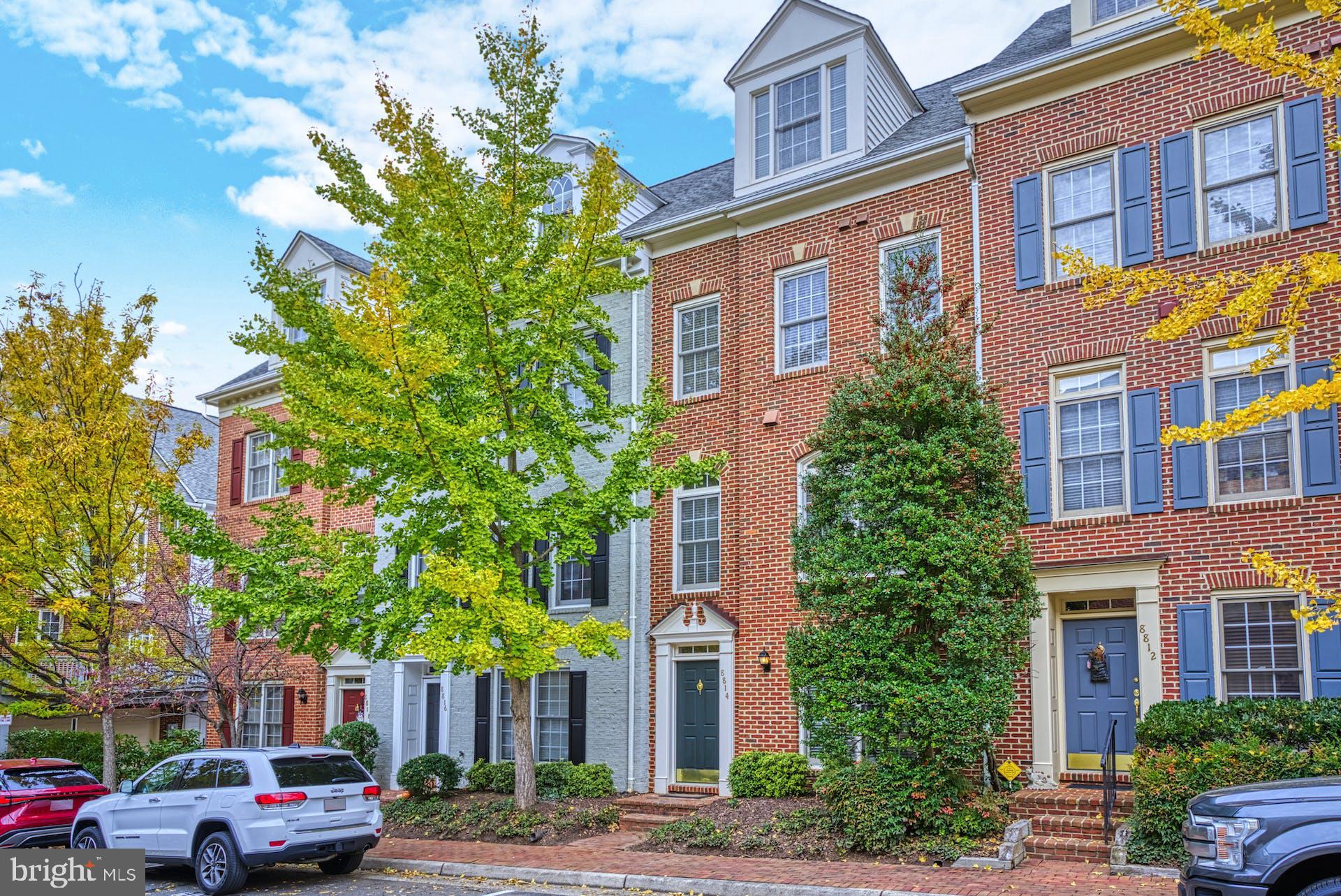 TYSONS VILLAGE - Residential