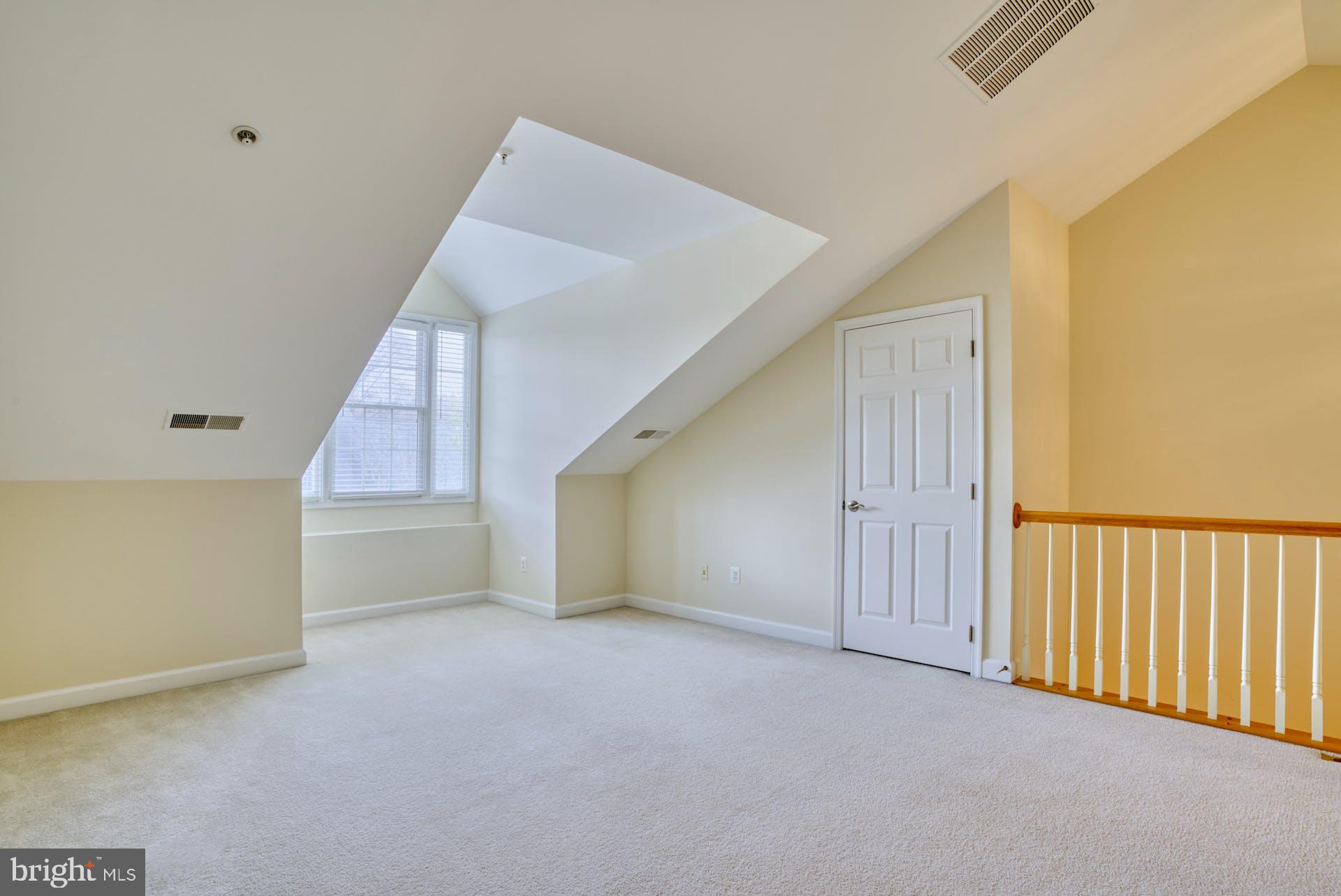 TYSONS VILLAGE - Residential