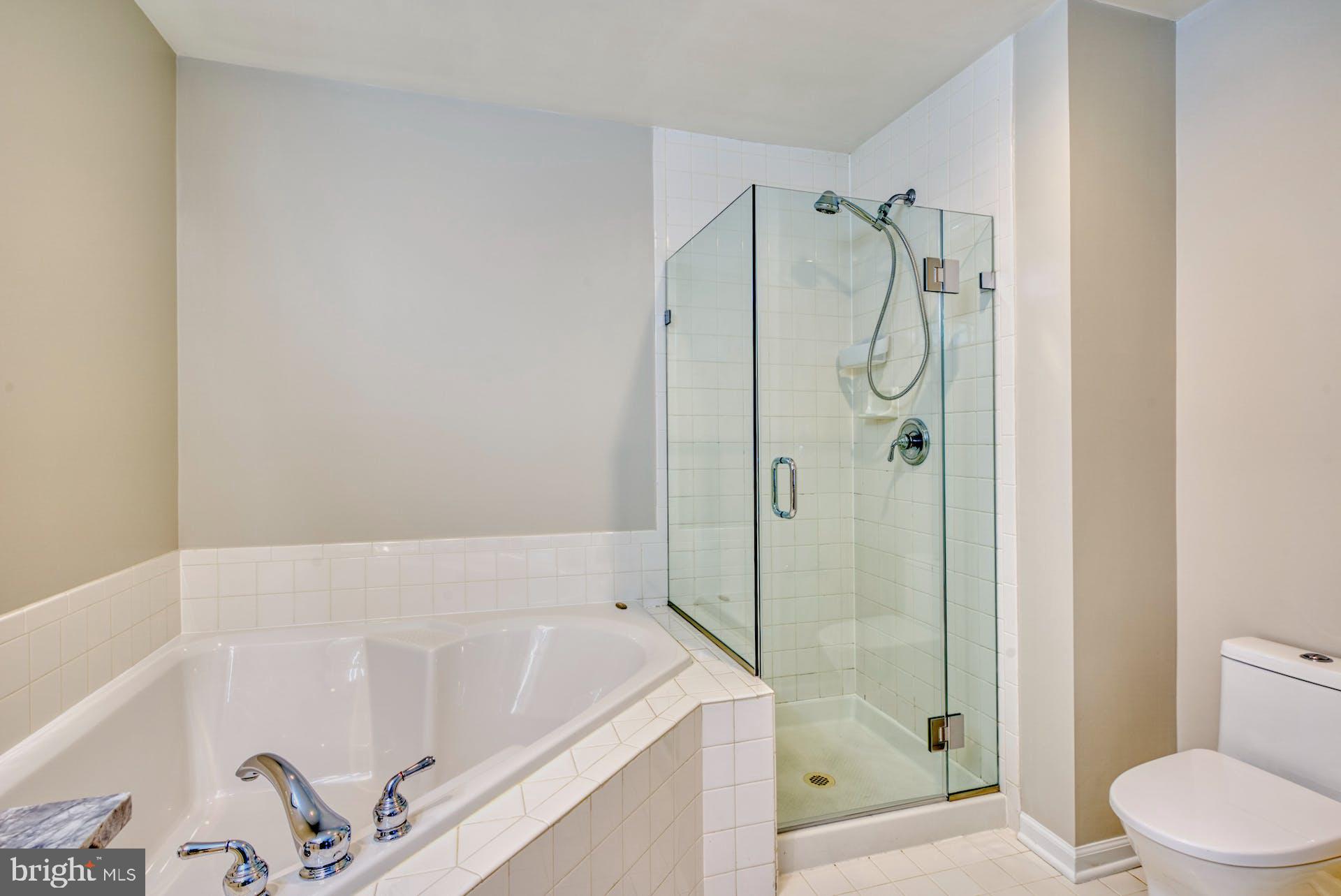 TYSONS VILLAGE - Residential