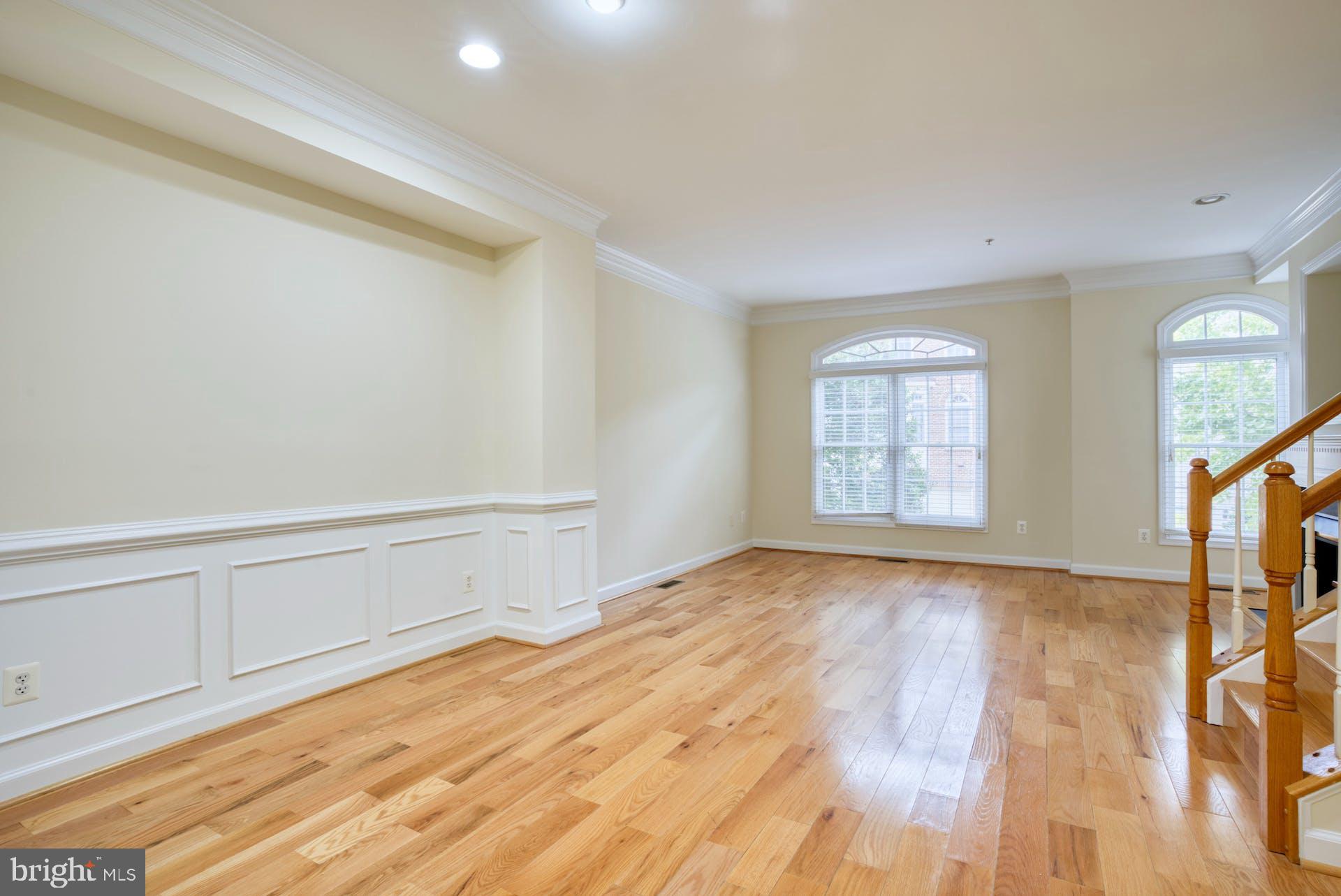 TYSONS VILLAGE - Residential