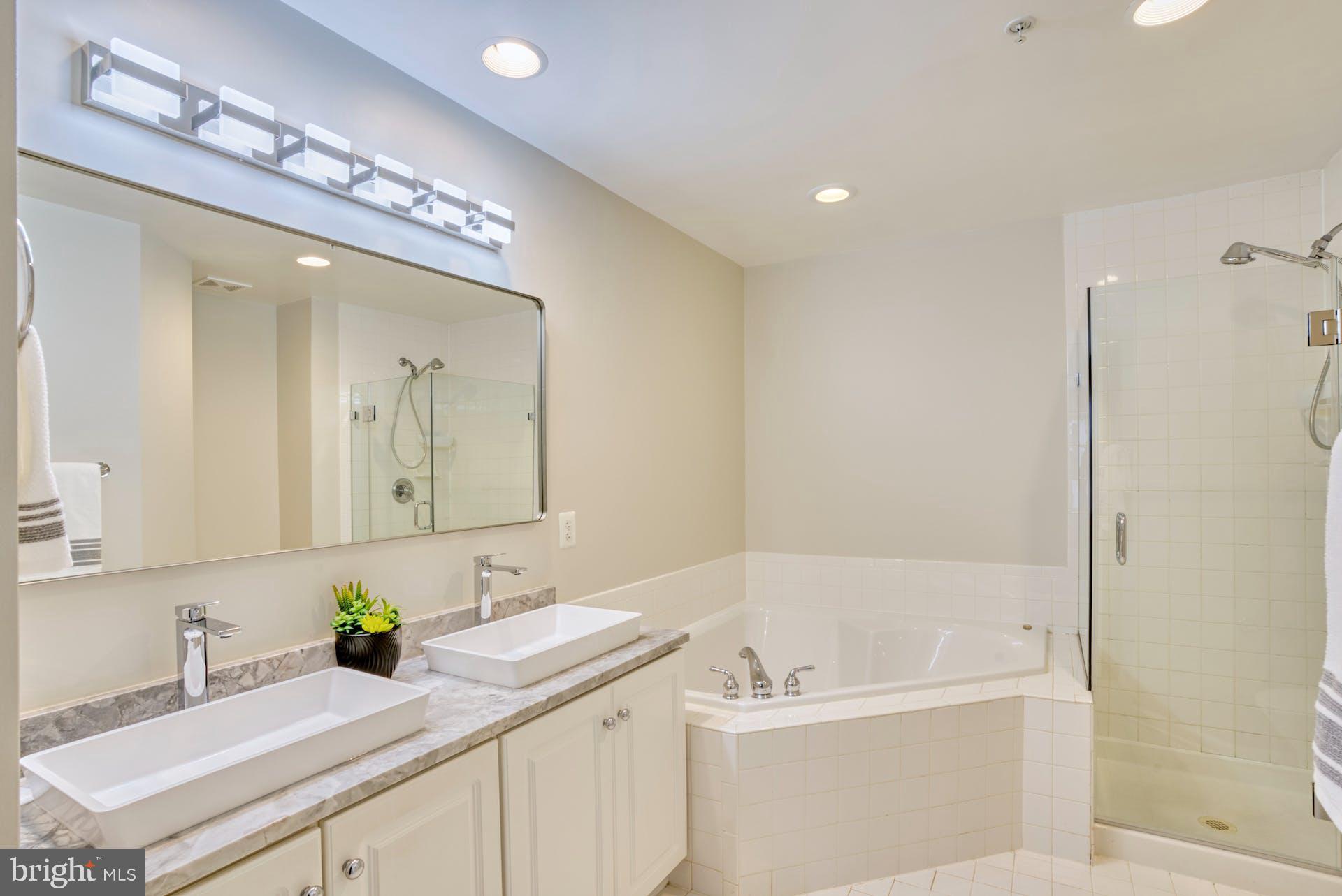 TYSONS VILLAGE - Residential