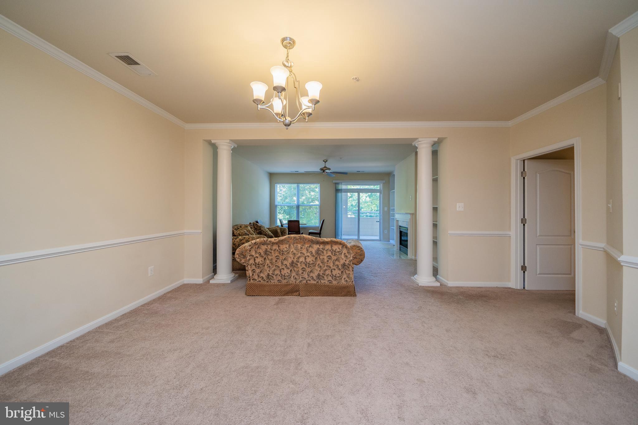 OYSTER BAY CONDOMINIUMS - Residential