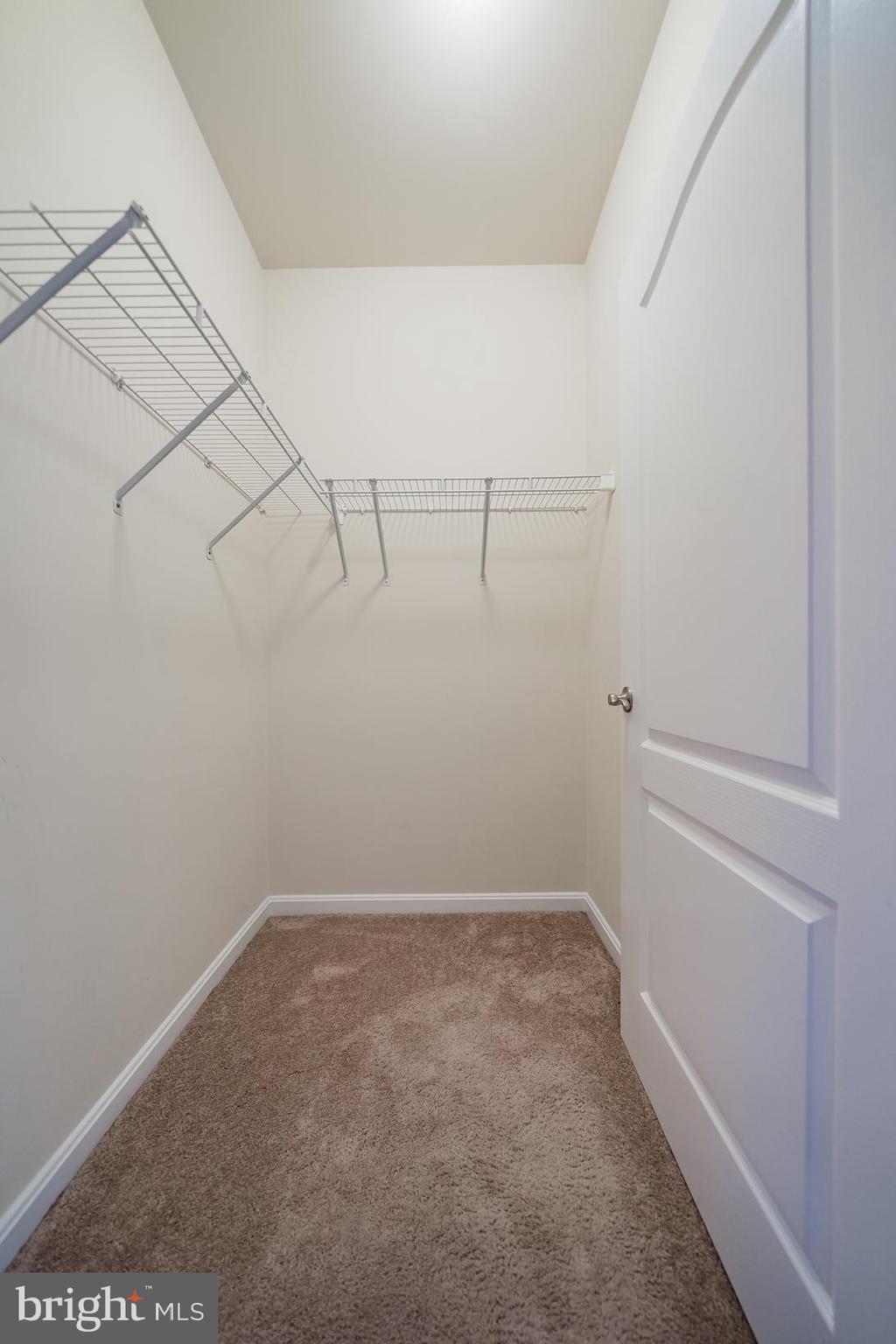 OYSTER BAY CONDOMINIUMS - Residential