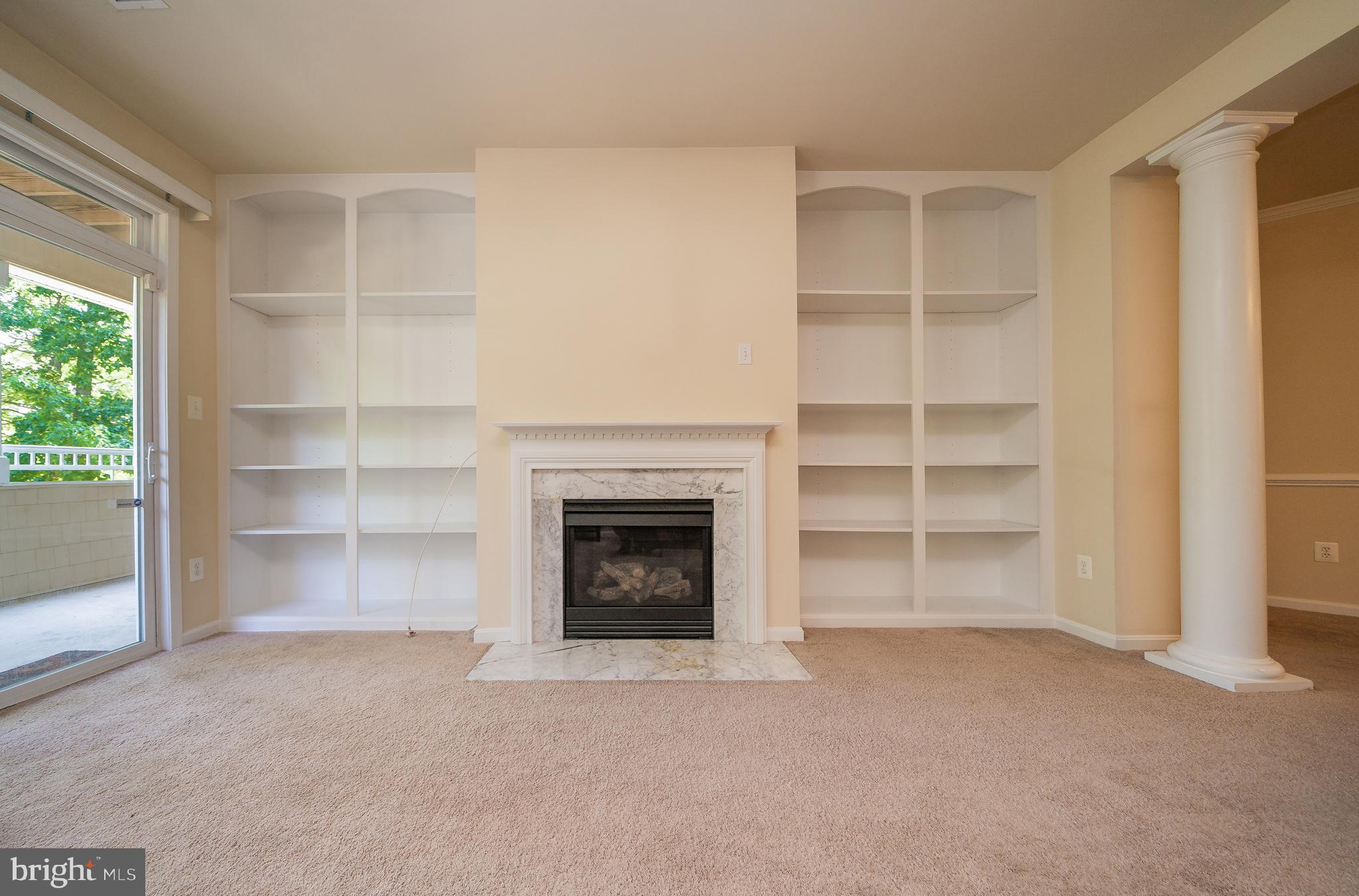 OYSTER BAY CONDOMINIUMS - Residential