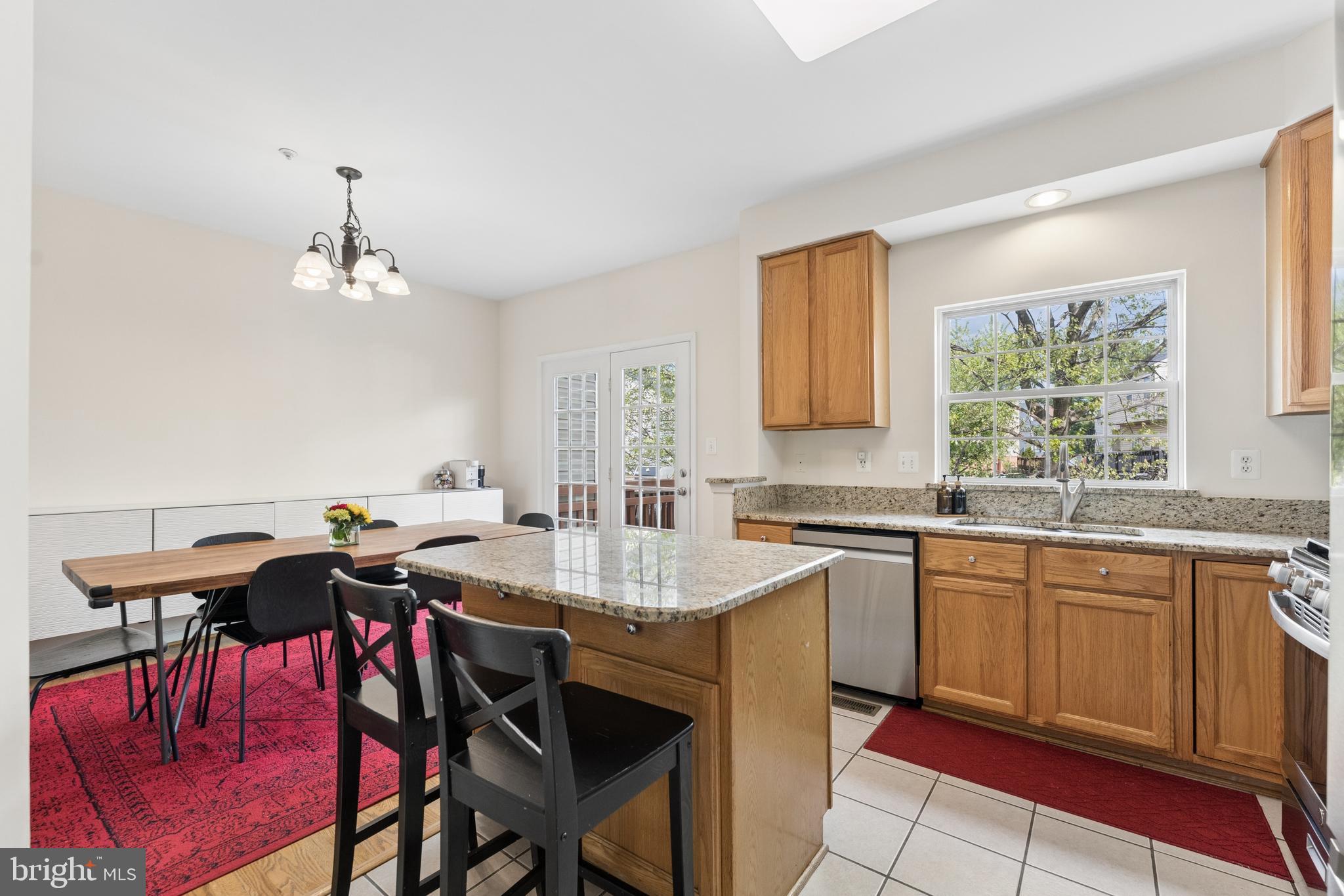 CLOVERLEAF TOWNHOMES - Residential