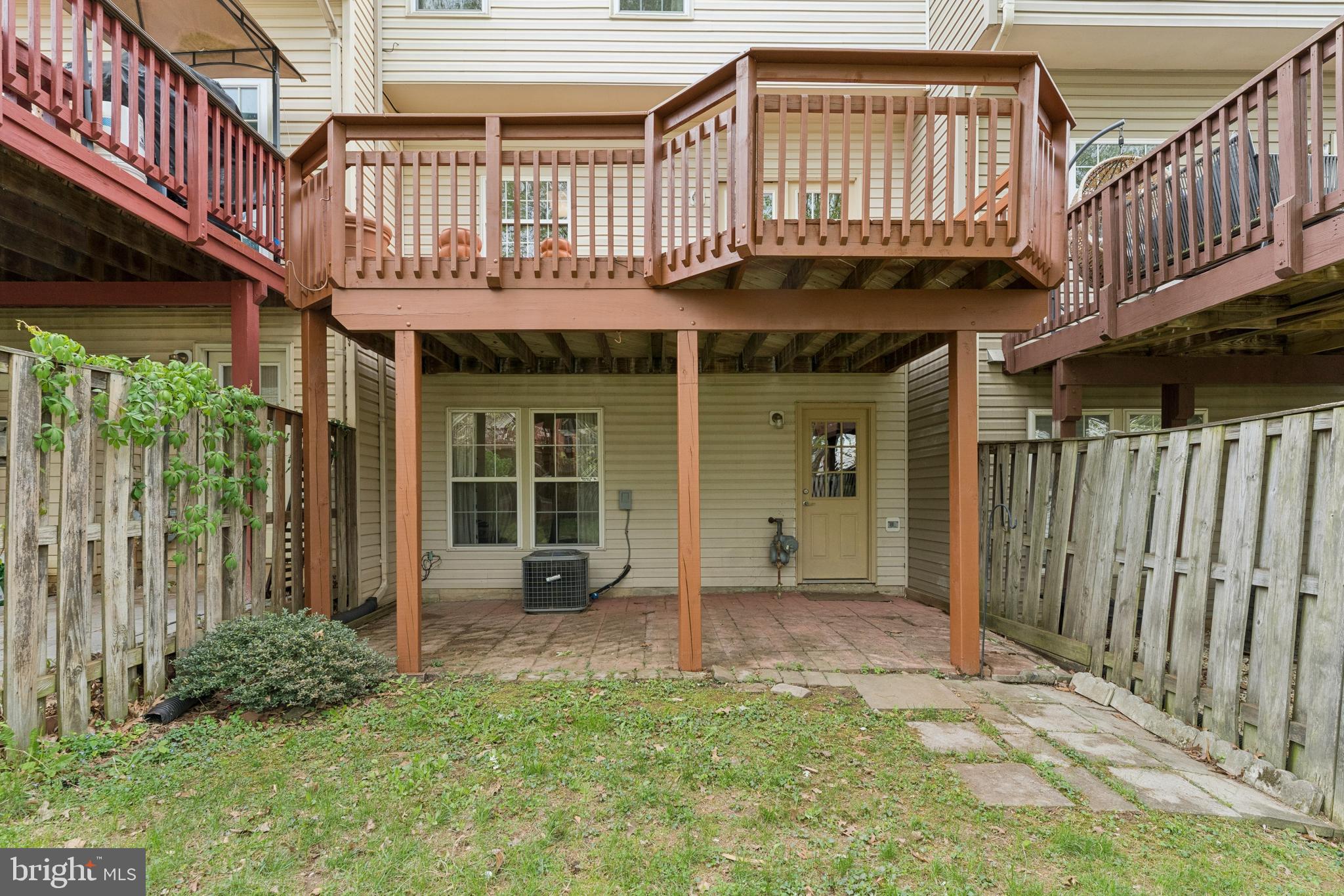 CLOVERLEAF TOWNHOMES - Residential