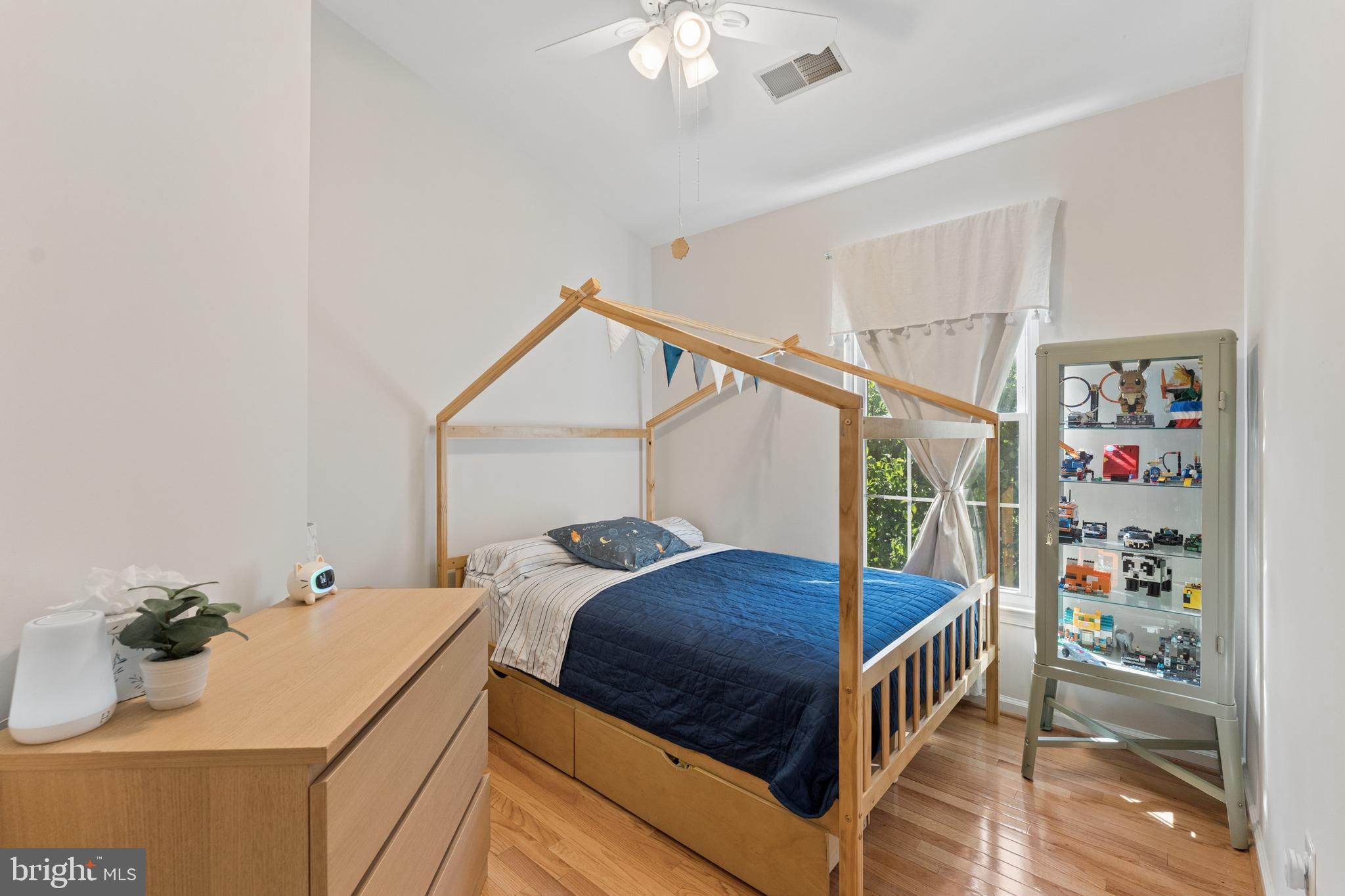 CLOVERLEAF TOWNHOMES - Residential