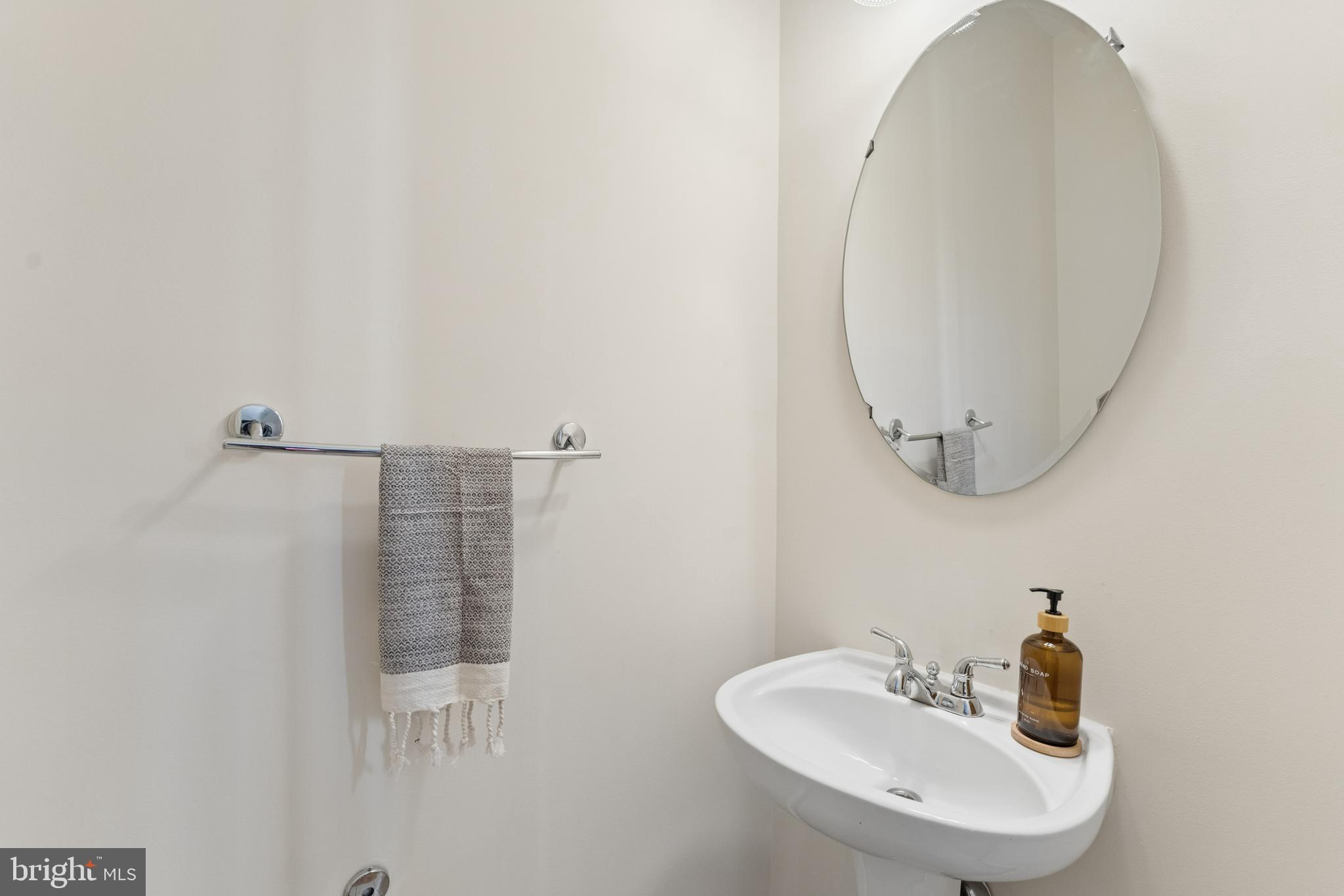 CLOVERLEAF TOWNHOMES - Residential