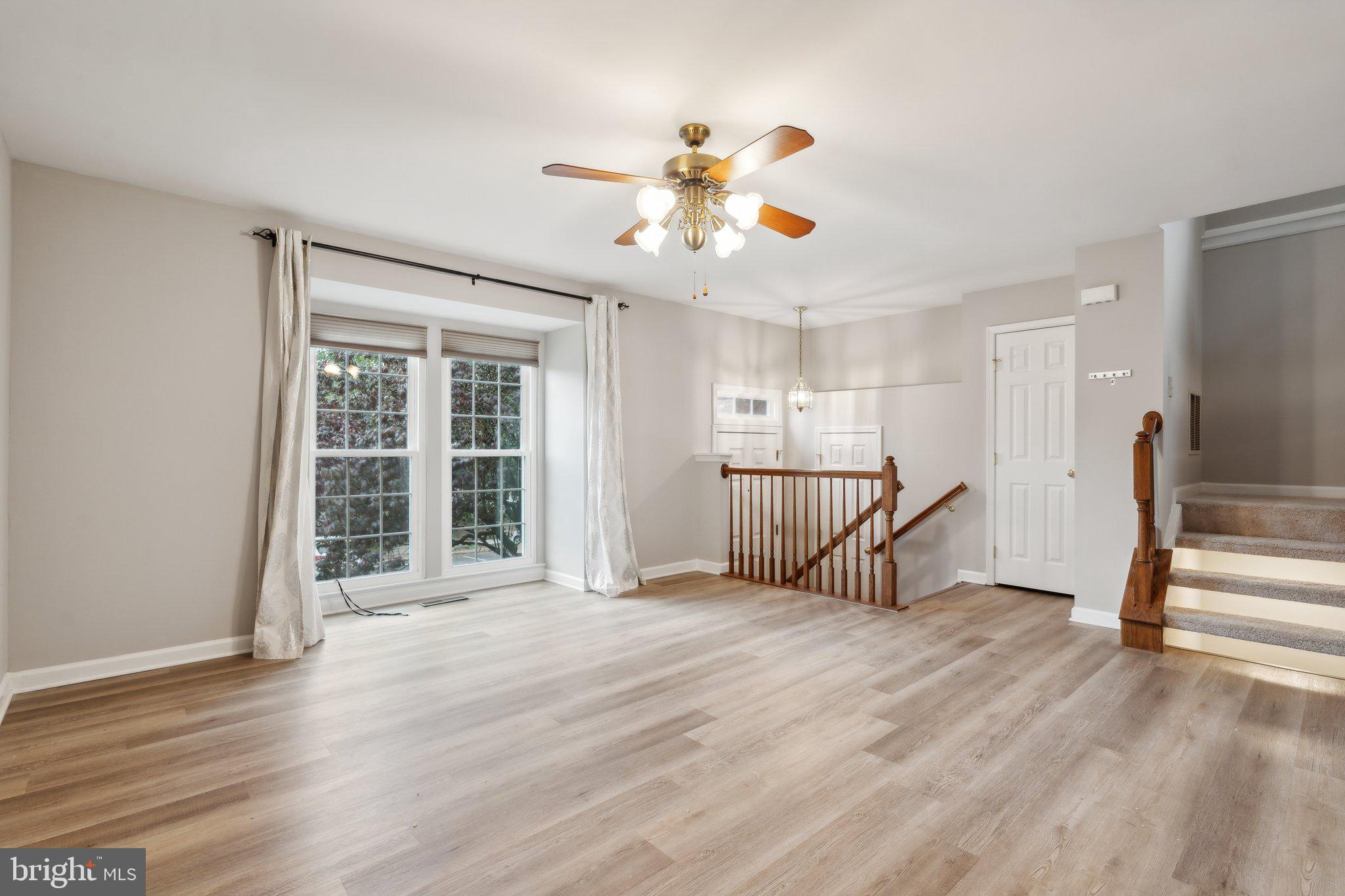 ASHBURN FARM - Residential Lease